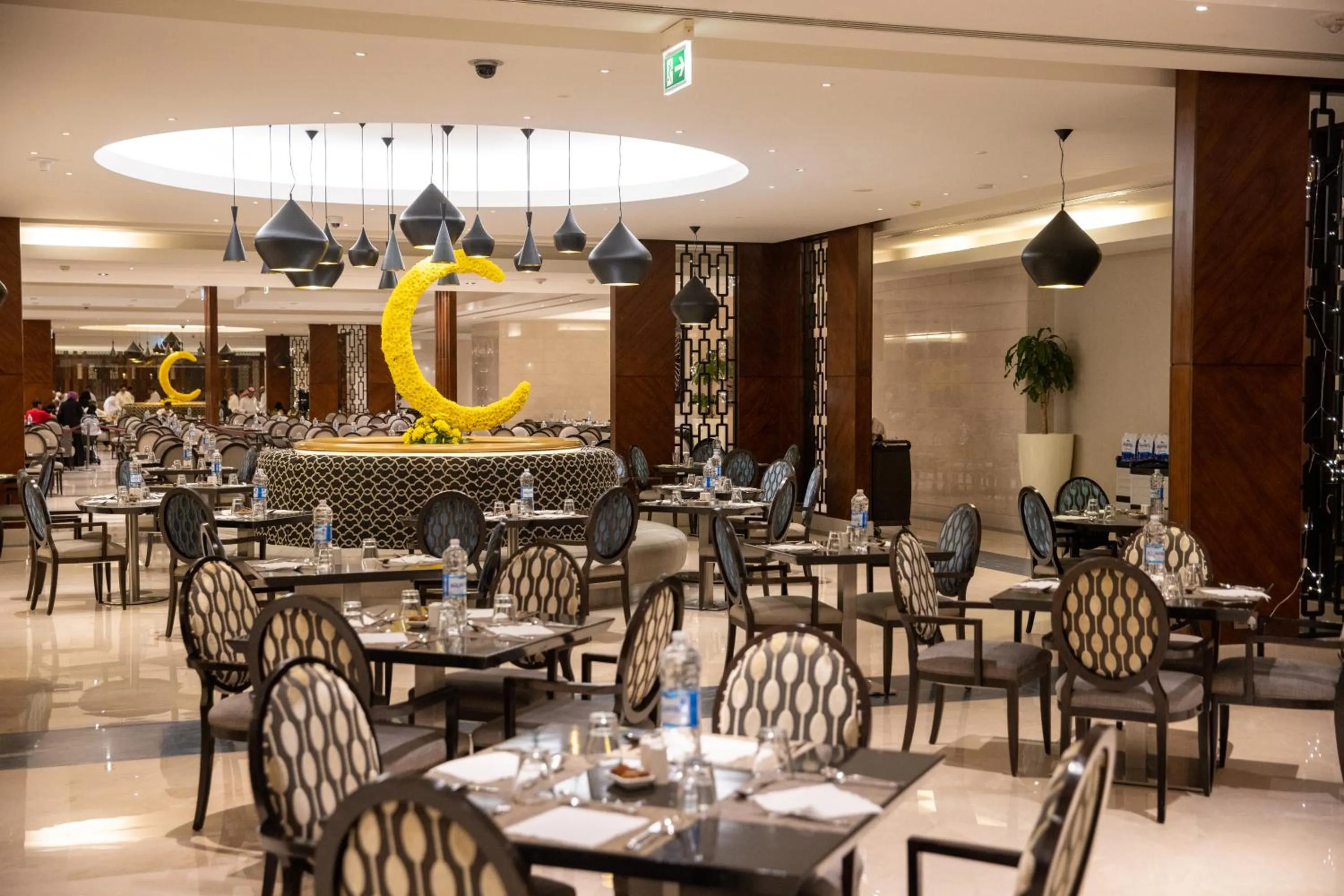 Restaurant/places to eat in Swissotel Al Maqam Makkah