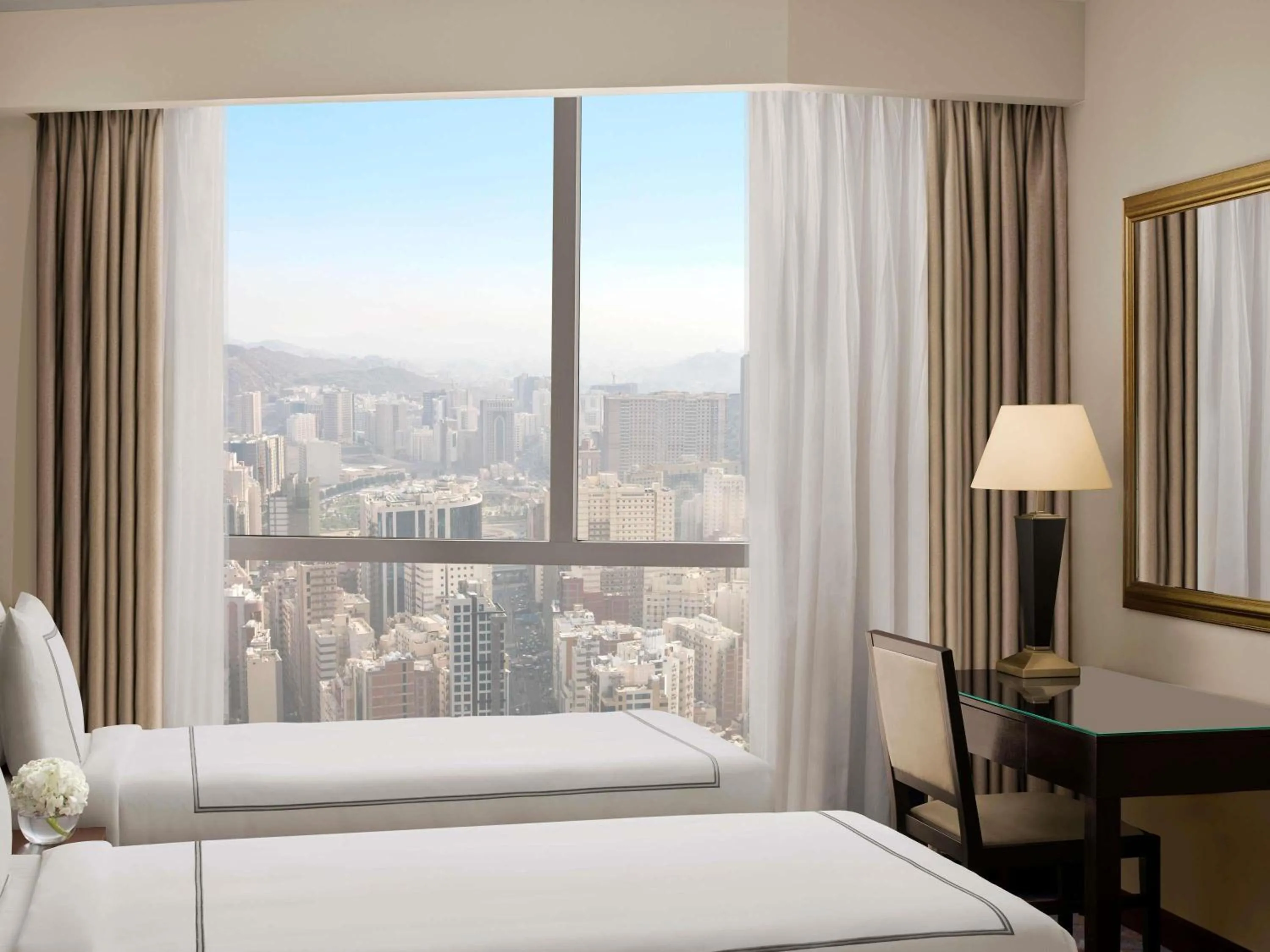 Bedroom, Bed in Swissotel Al Maqam Makkah