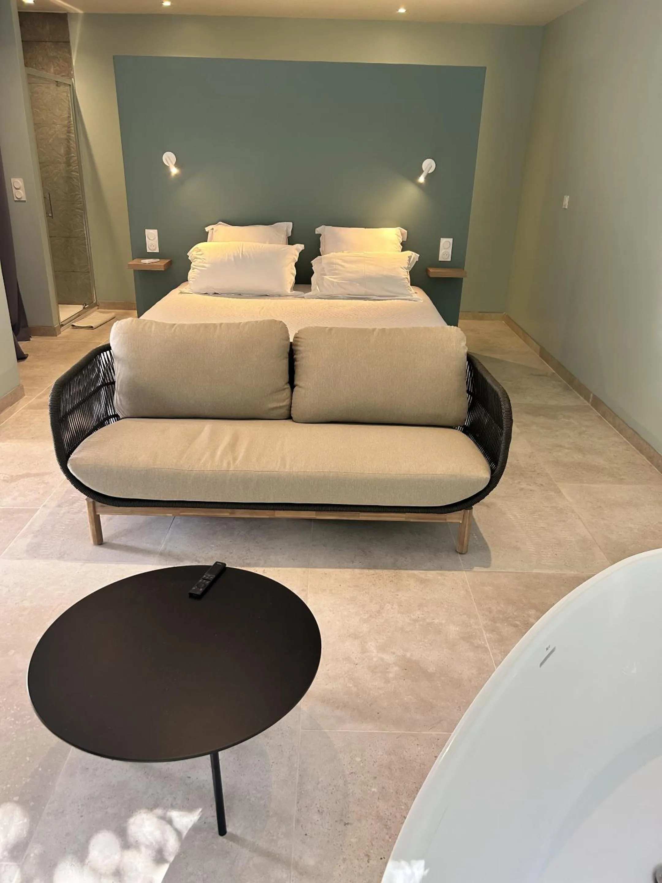 Bedroom, Bed in Le Clos Saint André