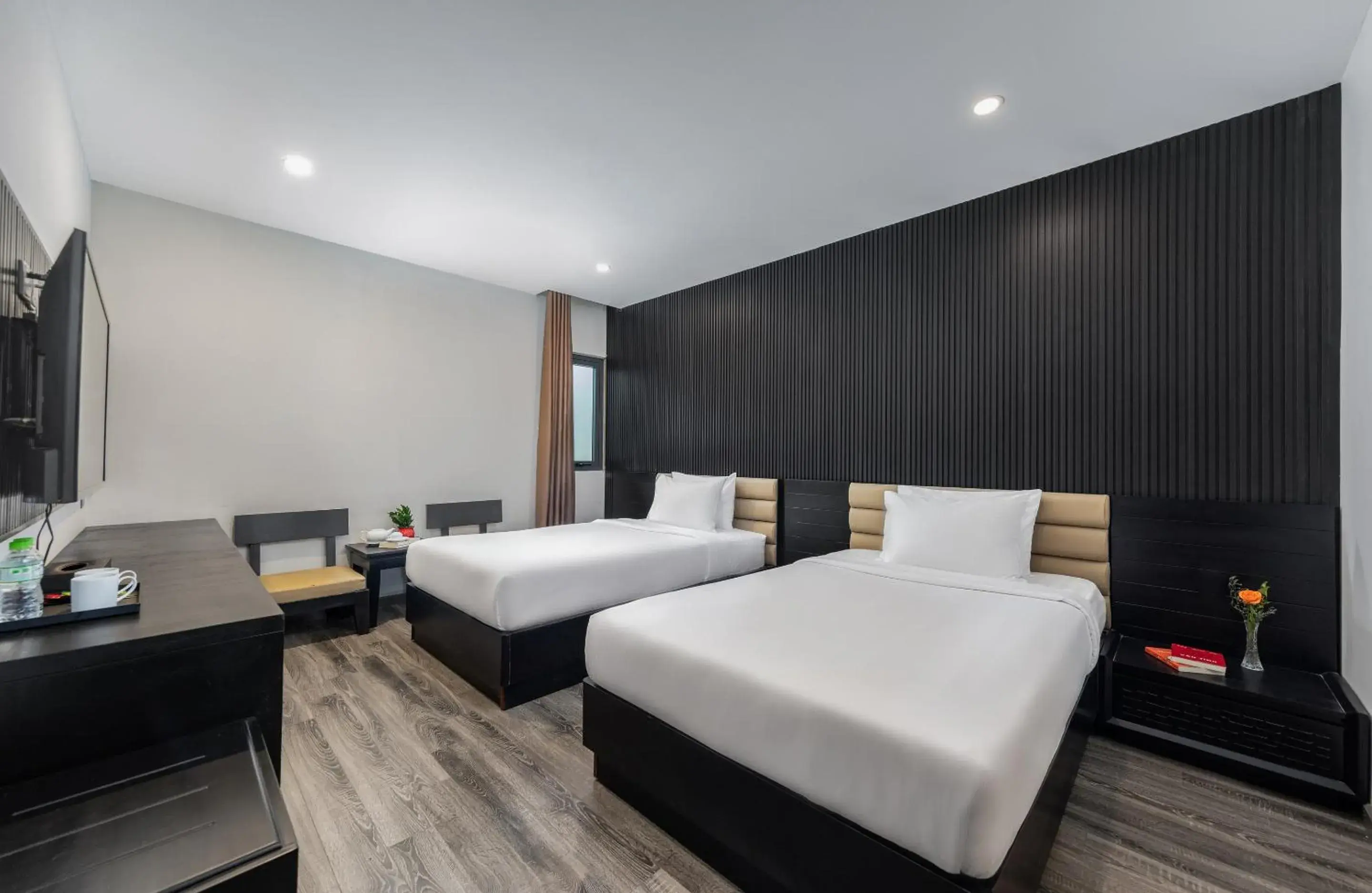 Deluxe Double or Twin Room with City View in Ocean Star Da Nang Bay Hotel Deluxe Double or Twin Room with City View in Ocean Star Da Nang Bay Hotel
