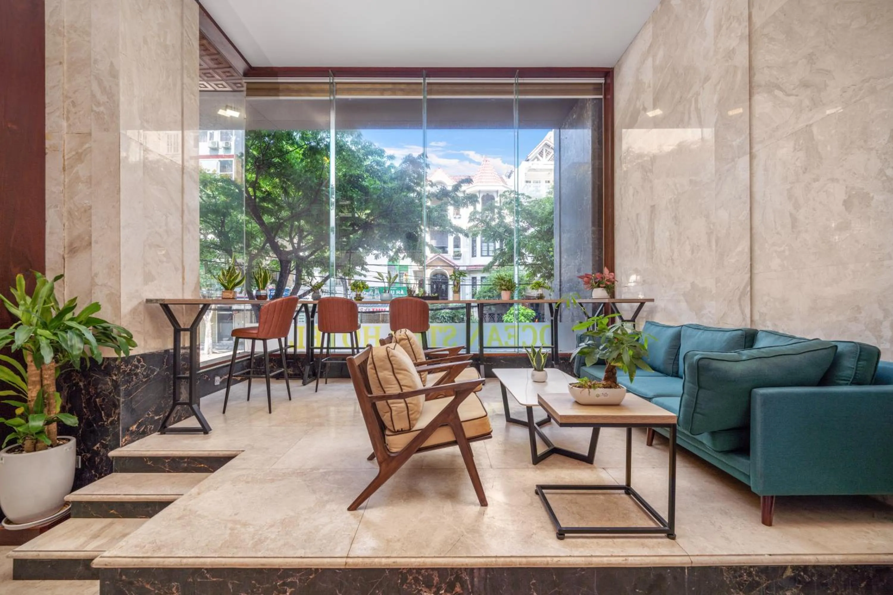 Patio in Ocean Star Da Nang Bay Hotel