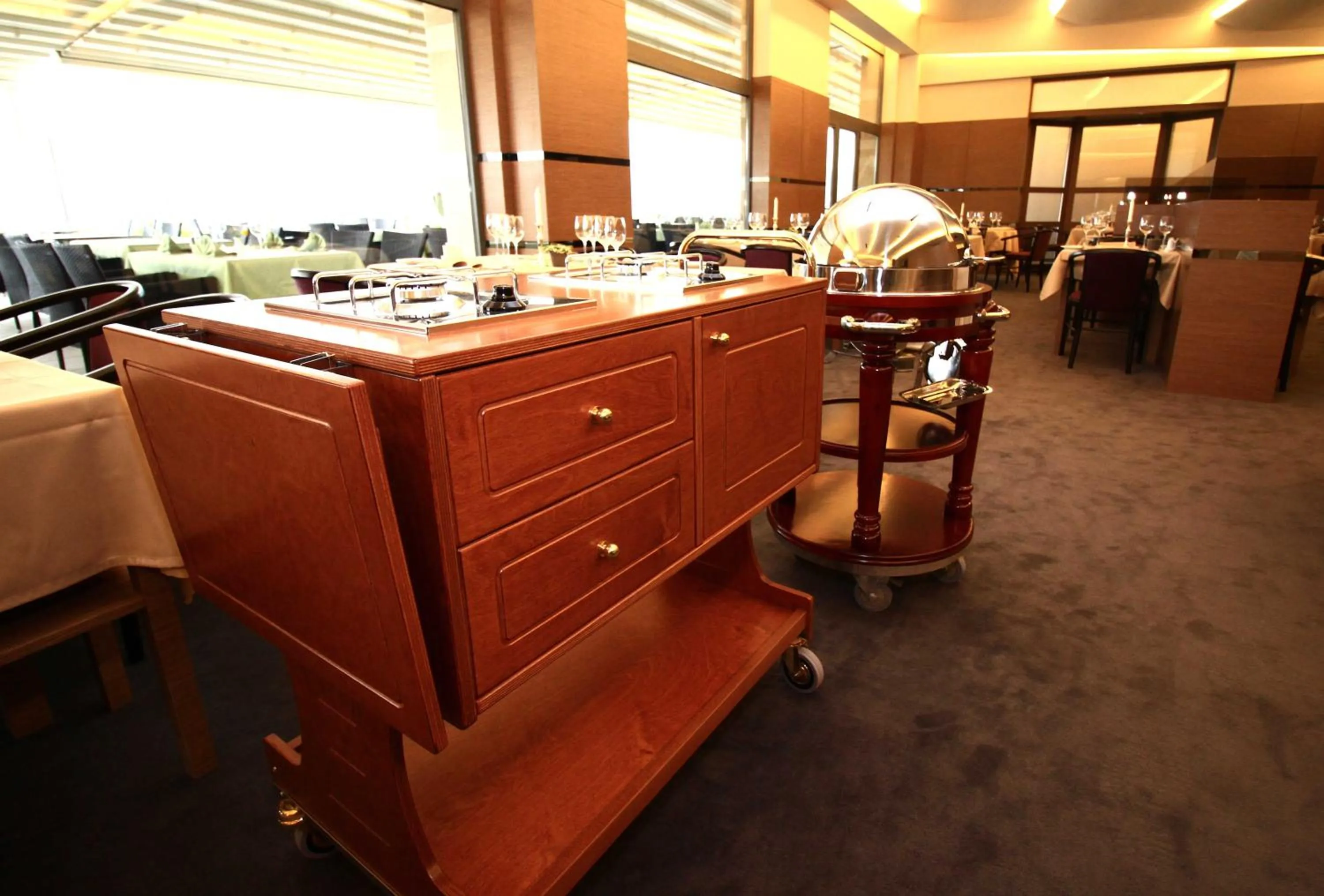 Restaurant/places to eat in Hotel International Prishtina & Spa