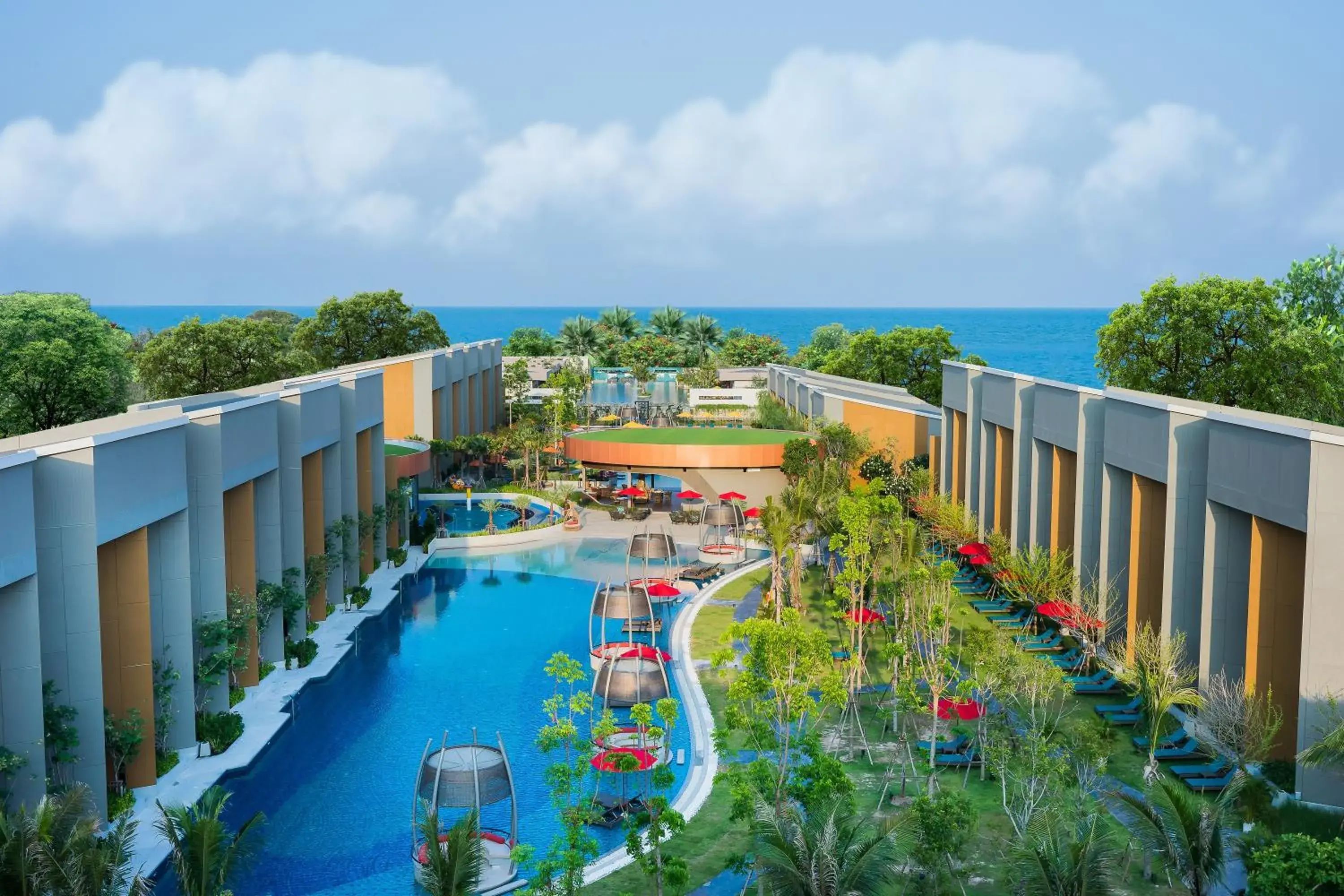 Property building in Avani+ Hua Hin Resort Property building in Avani+ Hua Hin Resort
