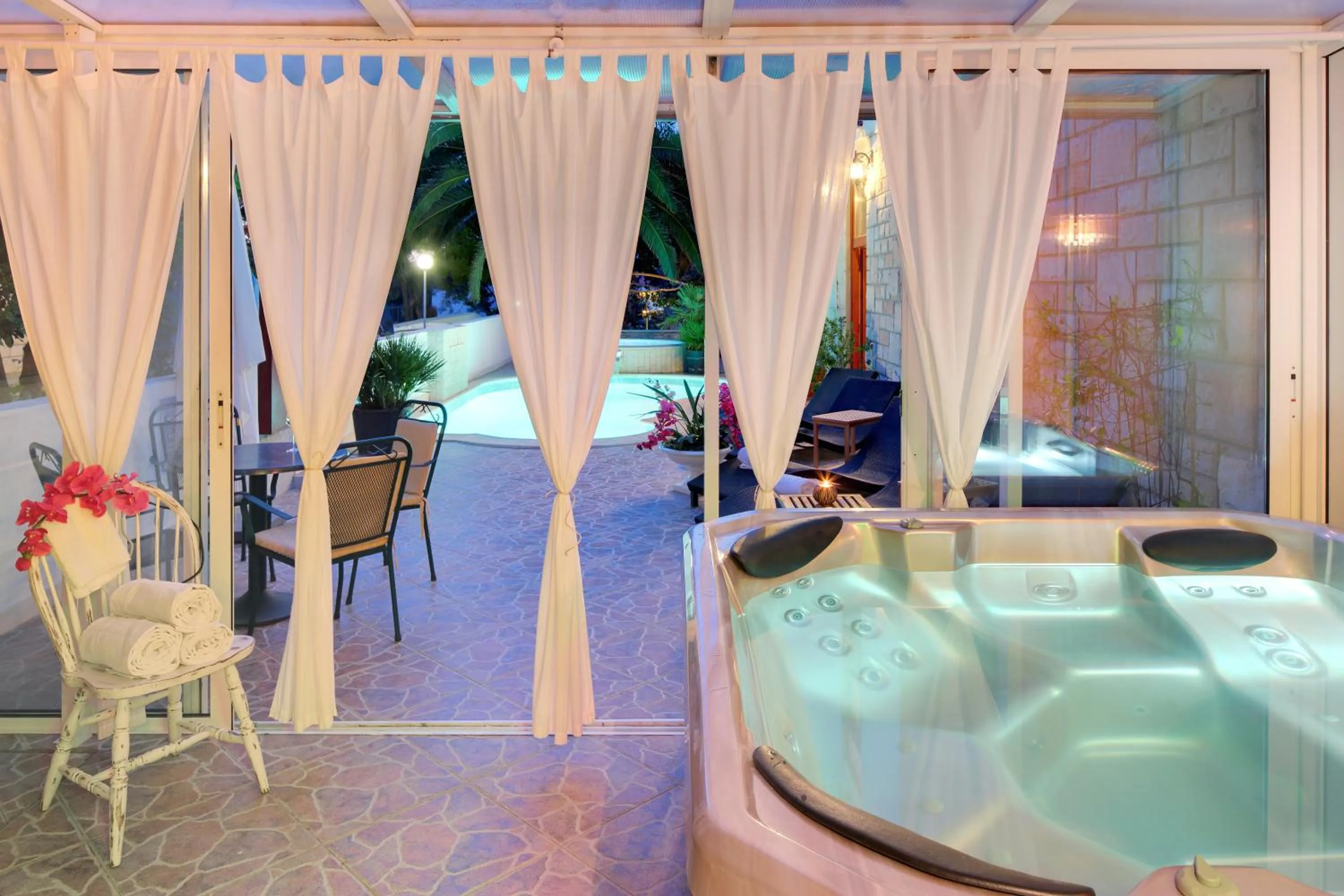 Hot Tub in Hotel Villa Adriatica - Adults Only