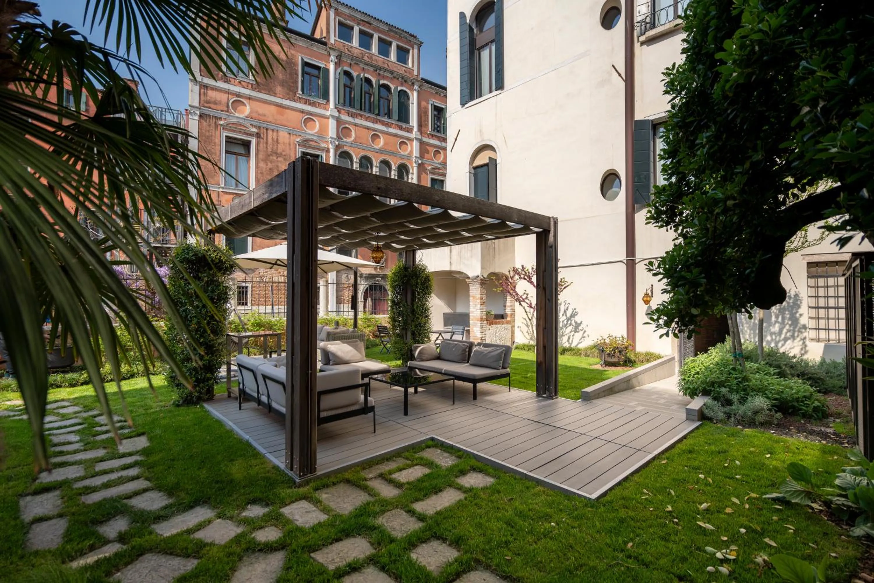 Garden in Palazzo Morosini Degli Spezieri - Lifestyle Apartments