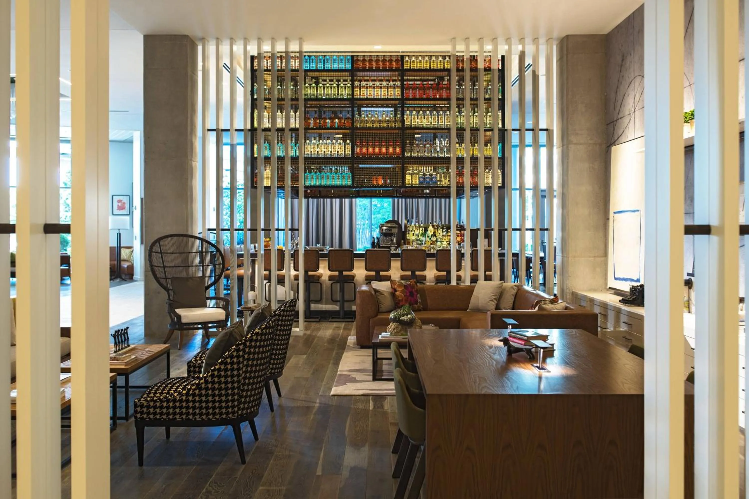 Lounge or bar in Renaissance Atlanta Airport Gateway Hotel