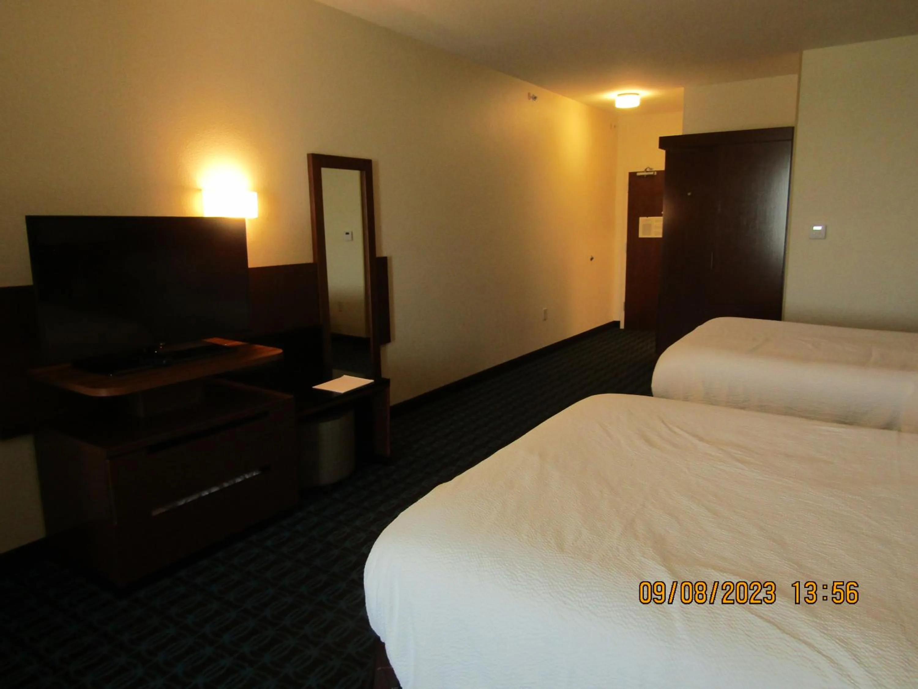 Bed in Fairfield Inn & Suites by Marriott Sidney