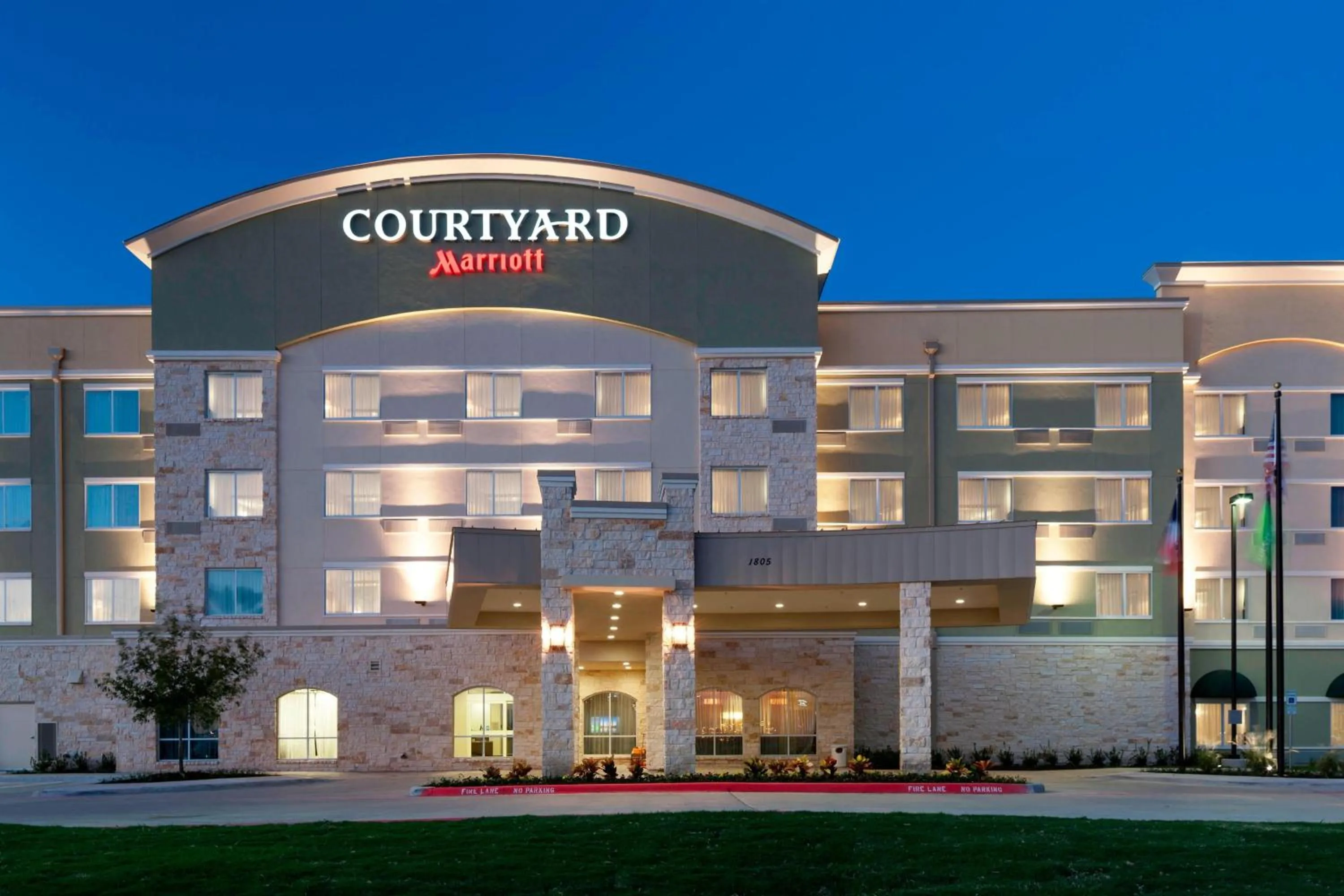 Property building in Courtyard by Marriott Dallas Plano/Richardson