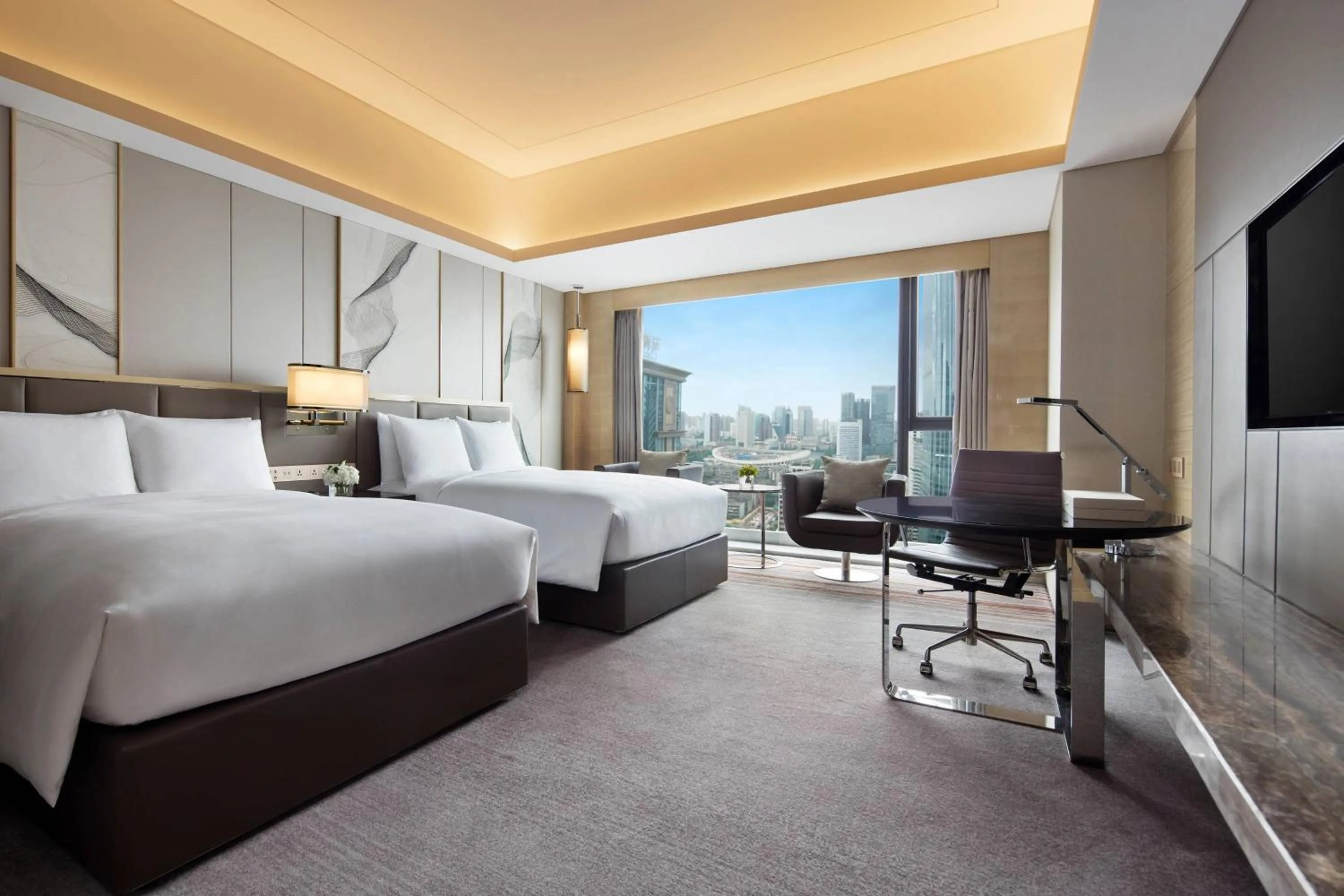 Photo of the whole room, Bed in JW Marriott Hotel Chengdu