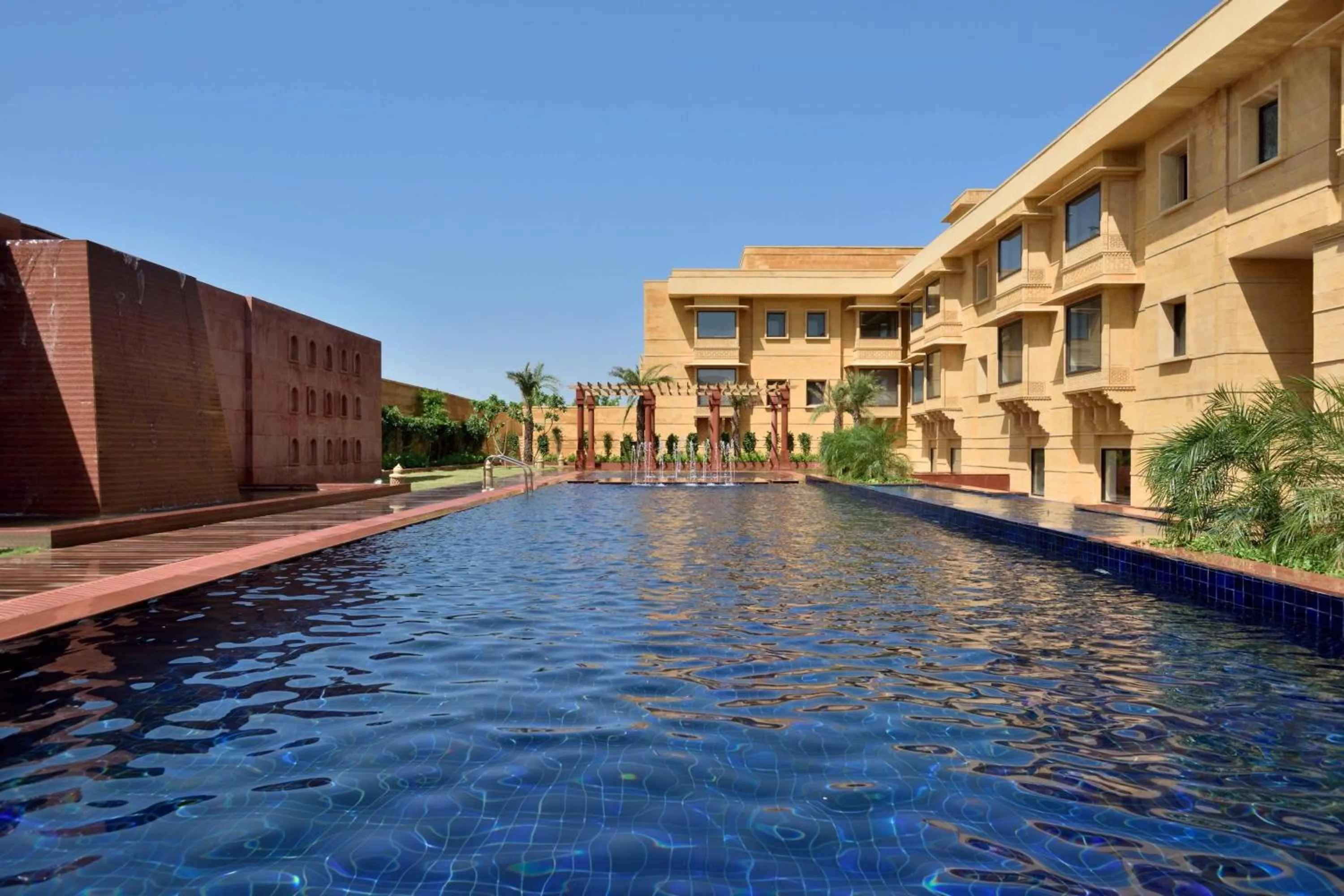 Swimming pool in Jaisalmer Marriott Resort & Spa