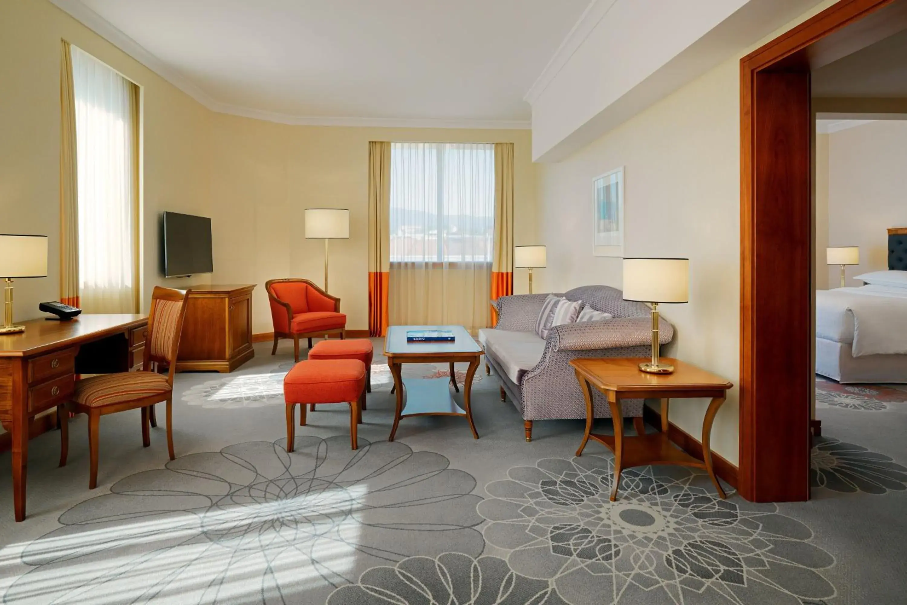 Executive Suite, 1 Bedroom Executive Suite, 1 King in Sheraton Zagreb Hotel Executive Suite, 1 Bedroom Executive Suite, 1 King in Sheraton Zagreb Hotel