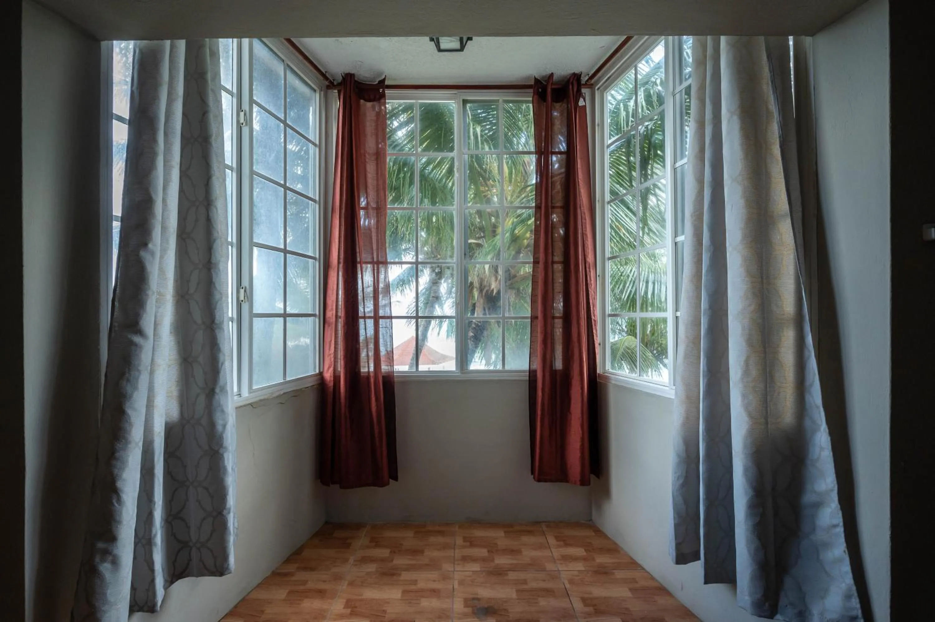 Chrisann's Beach Resort