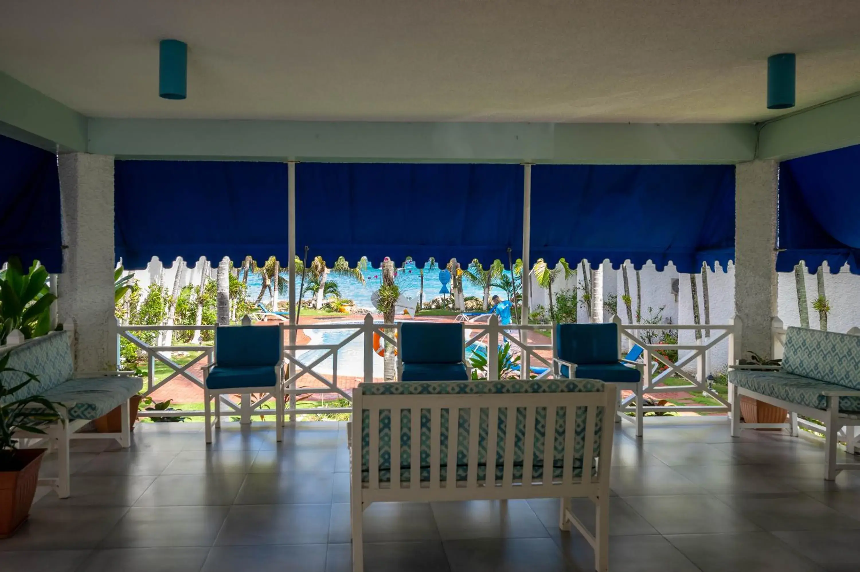 Chrisann's Beach Resort Chrisann's Beach Resort