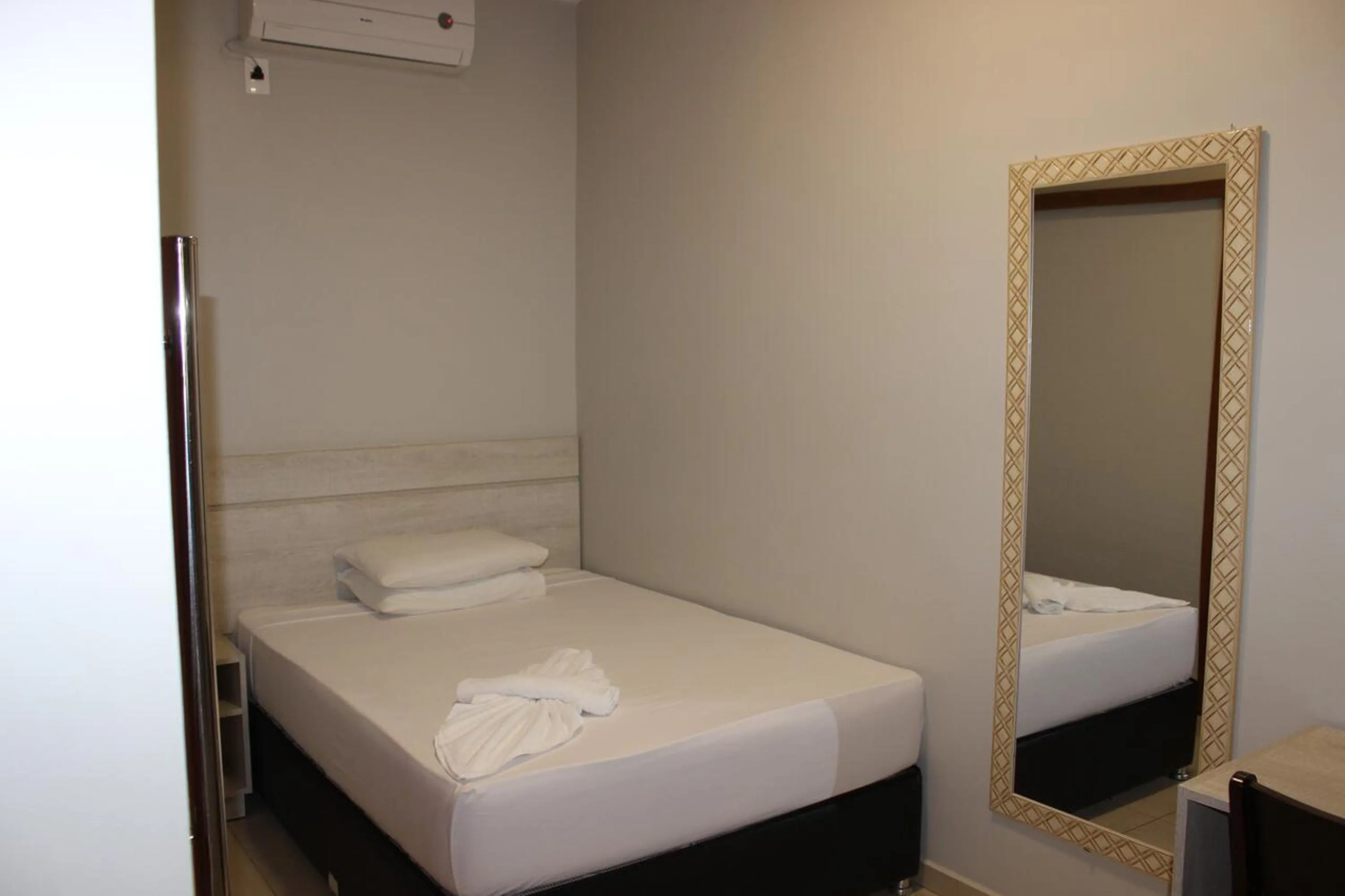 Bed in Sleep Hotel