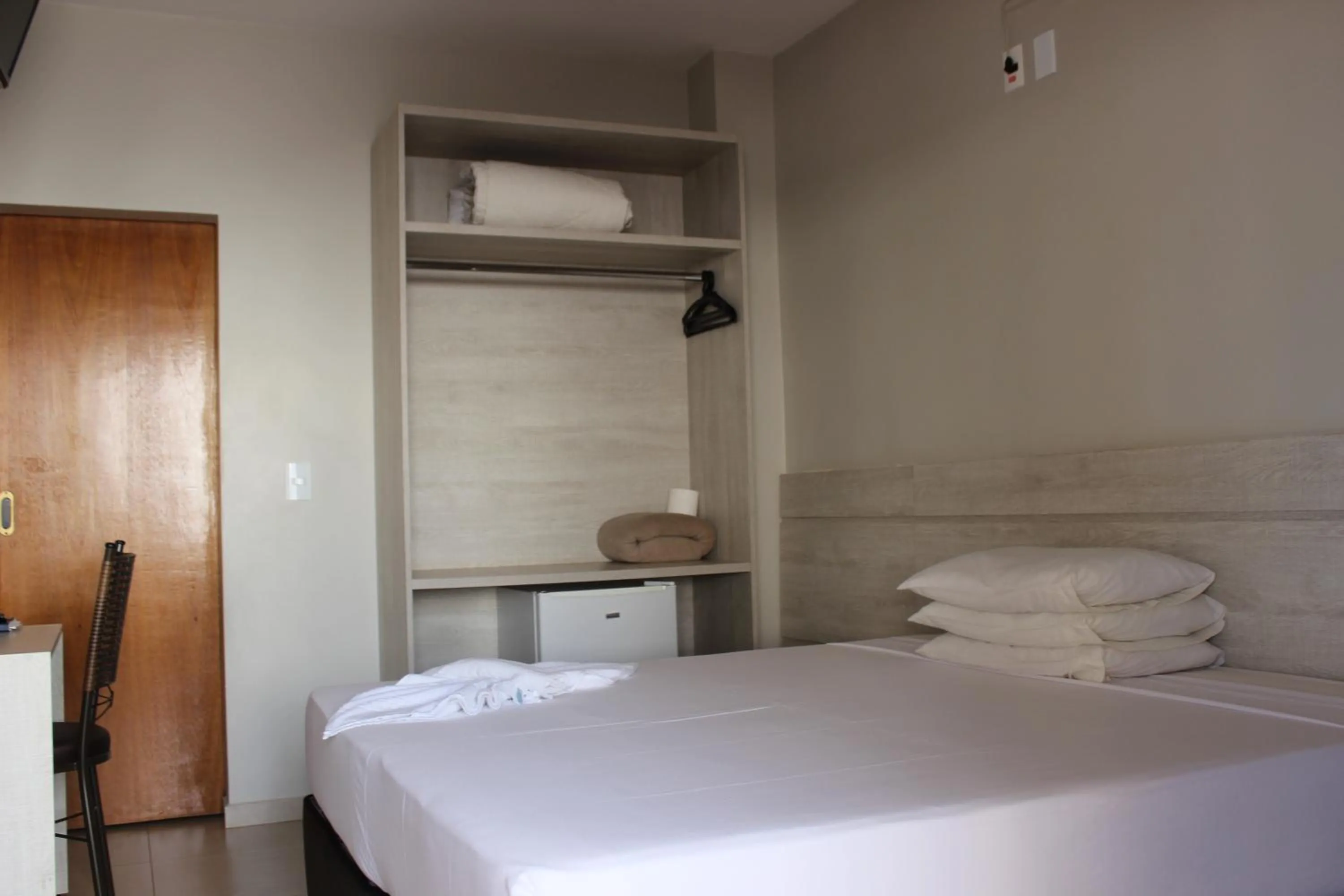 Bed in Sleep Hotel