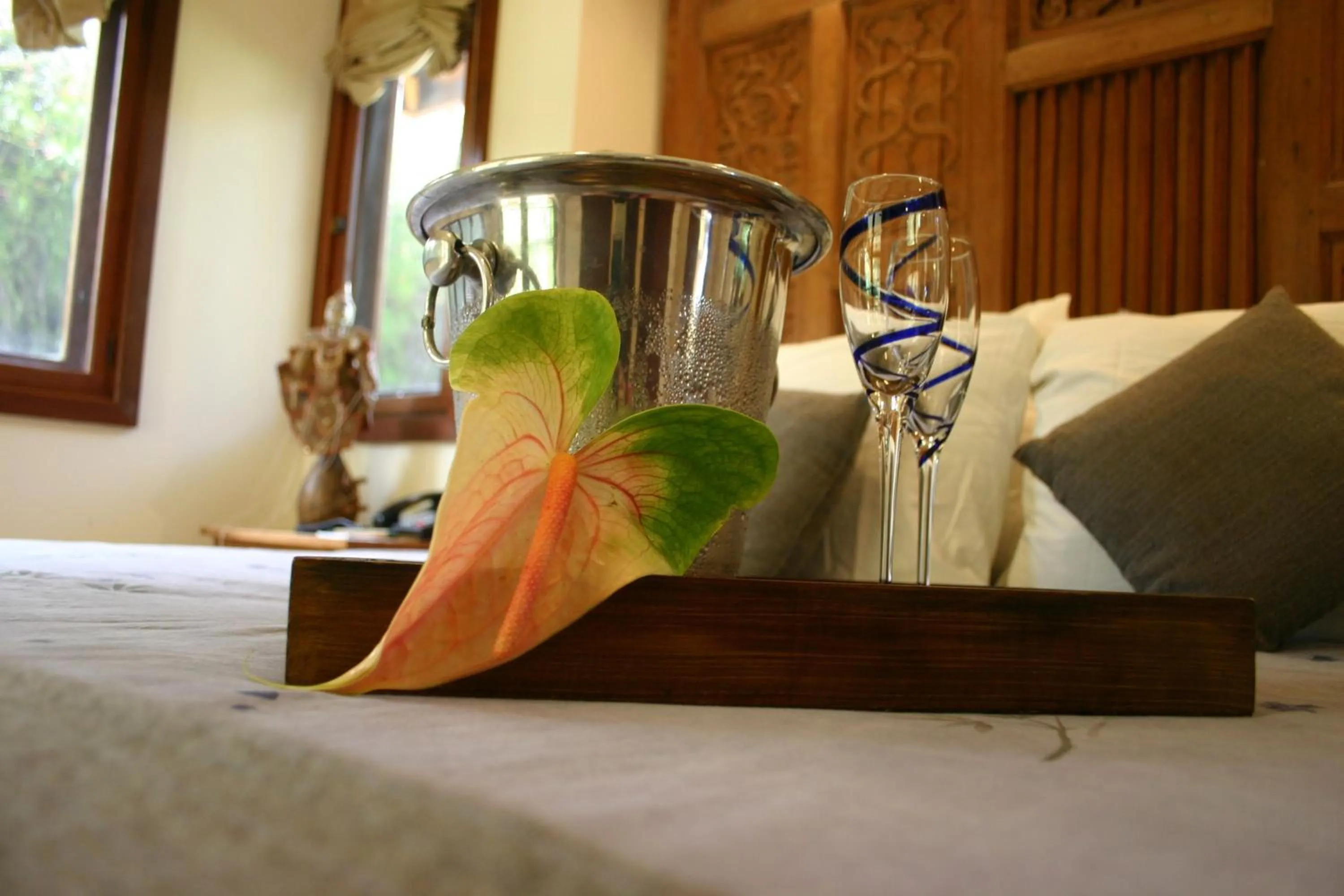 Decorative detail, Bed in Ho'oilo House