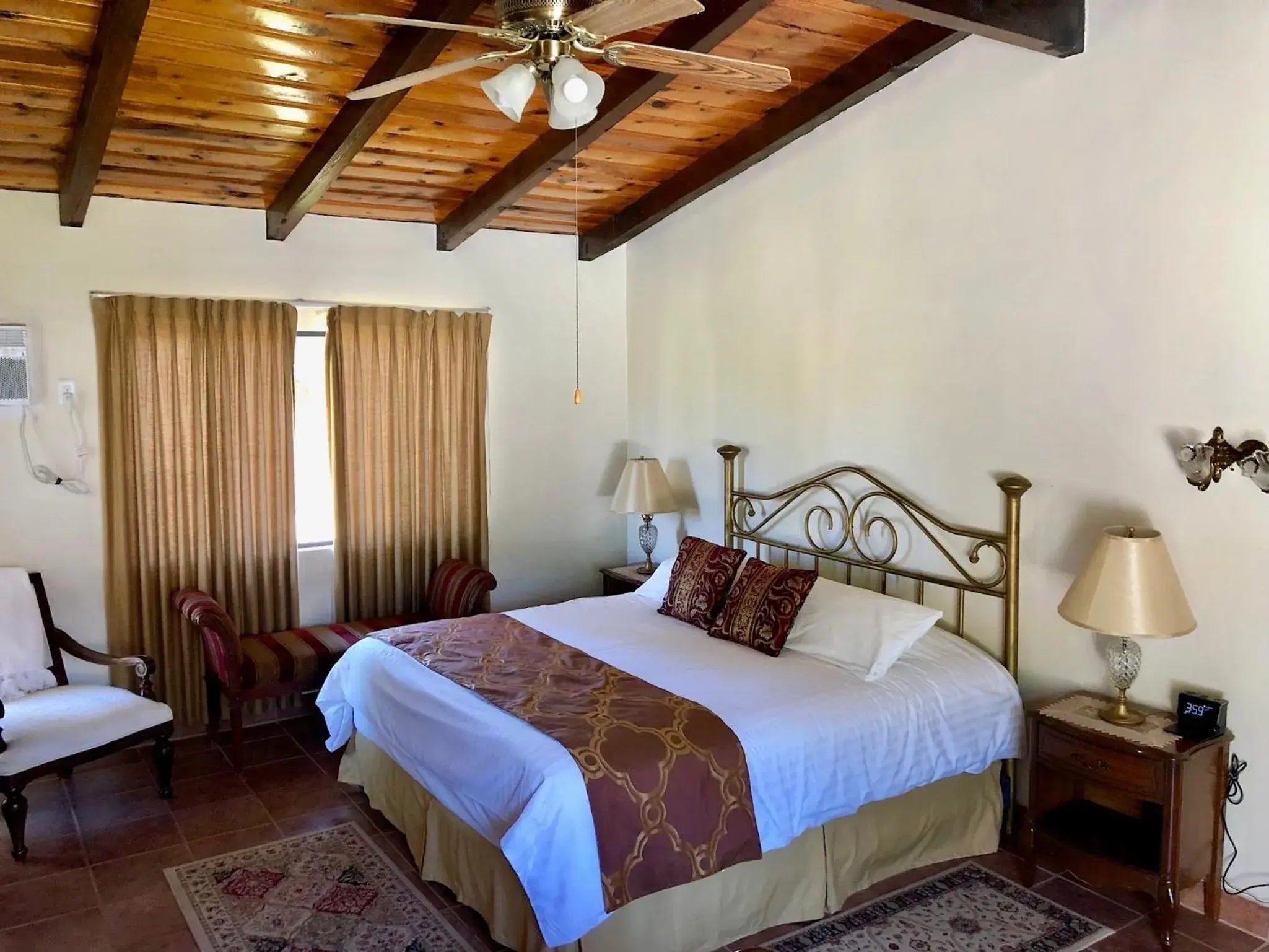 King Room in Rancho el Parral King Room in Rancho el Parral