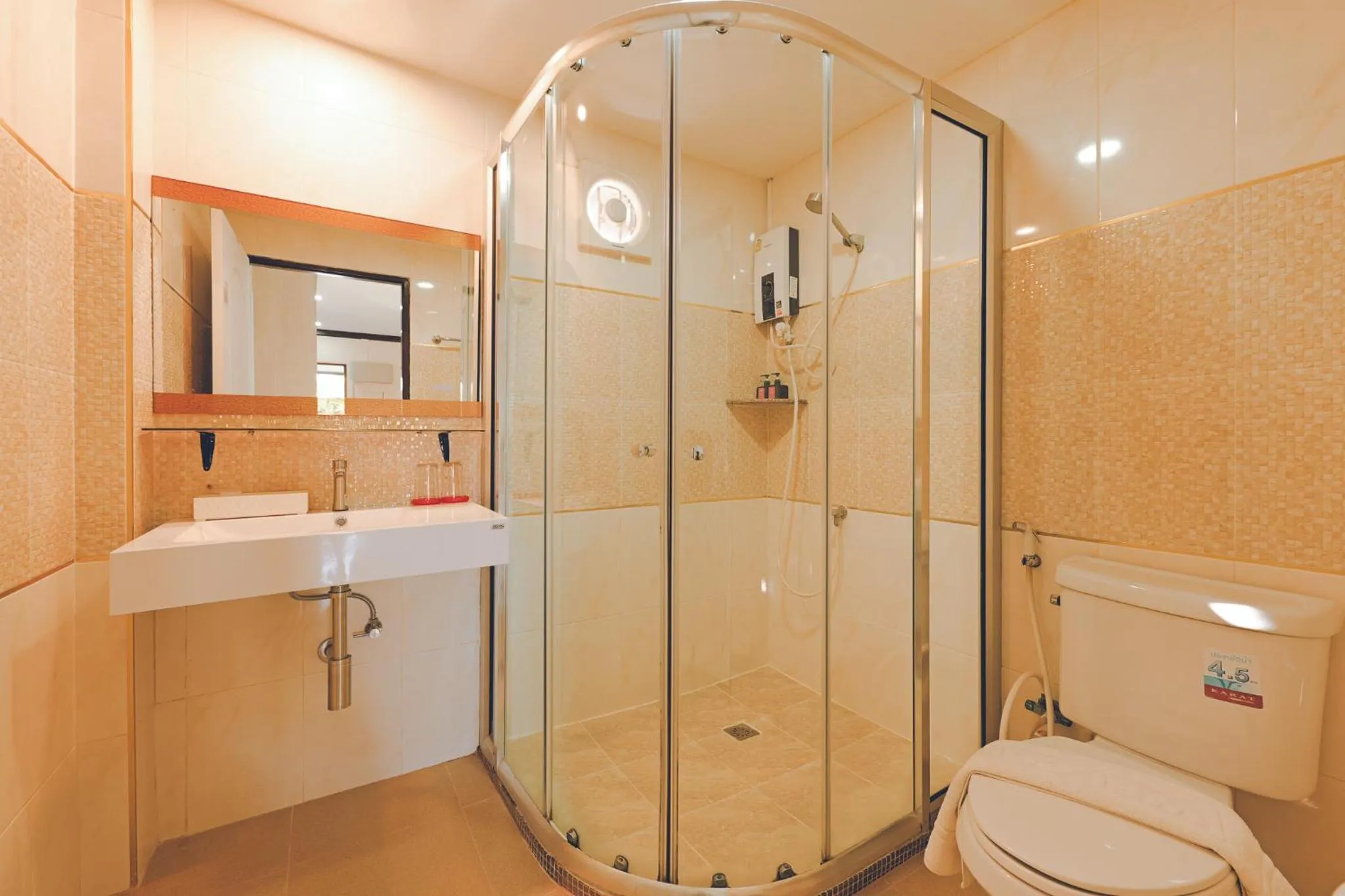 Bathroom in AU Place Hotel