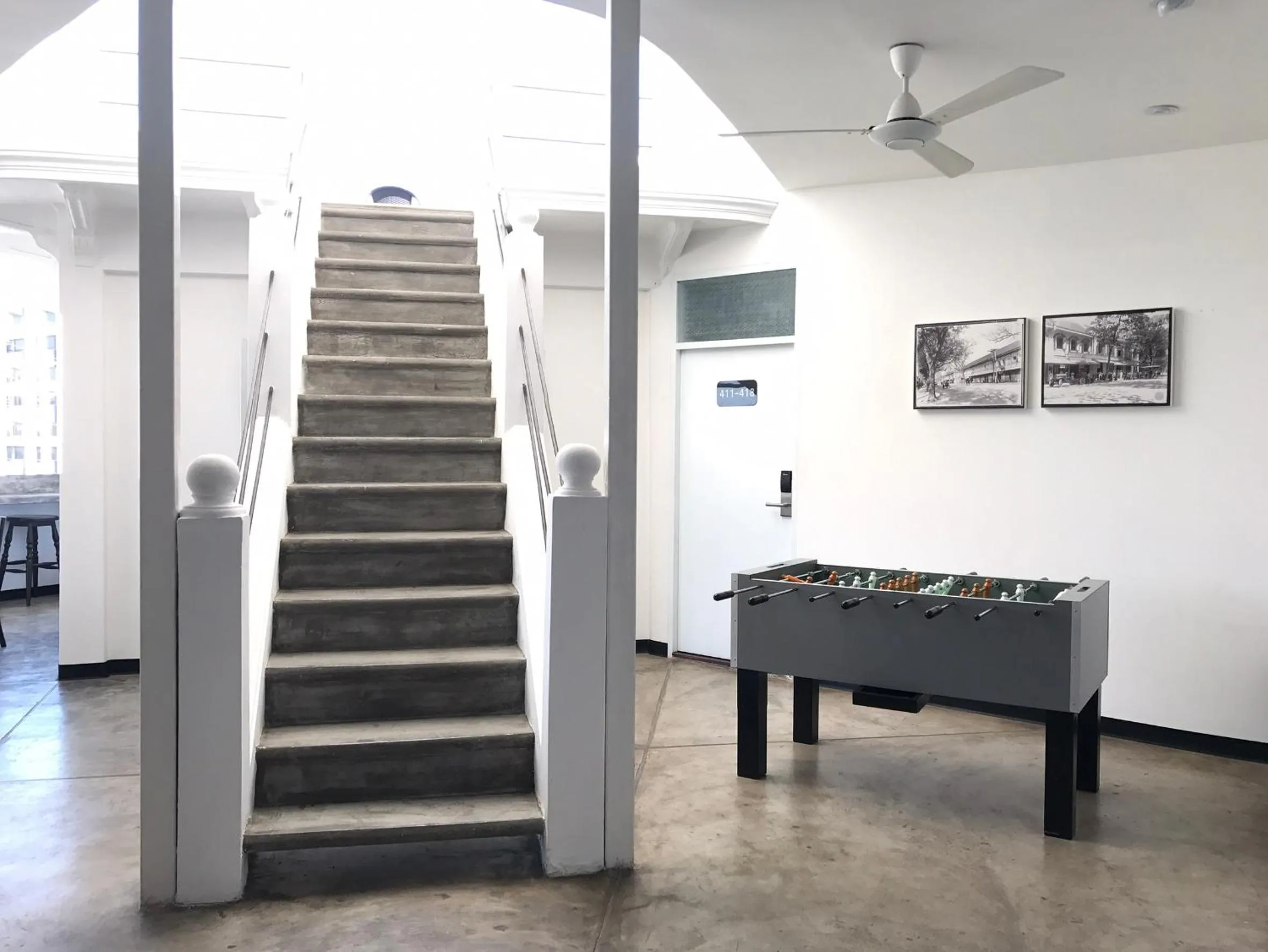 Entertainment in Cacha Bed