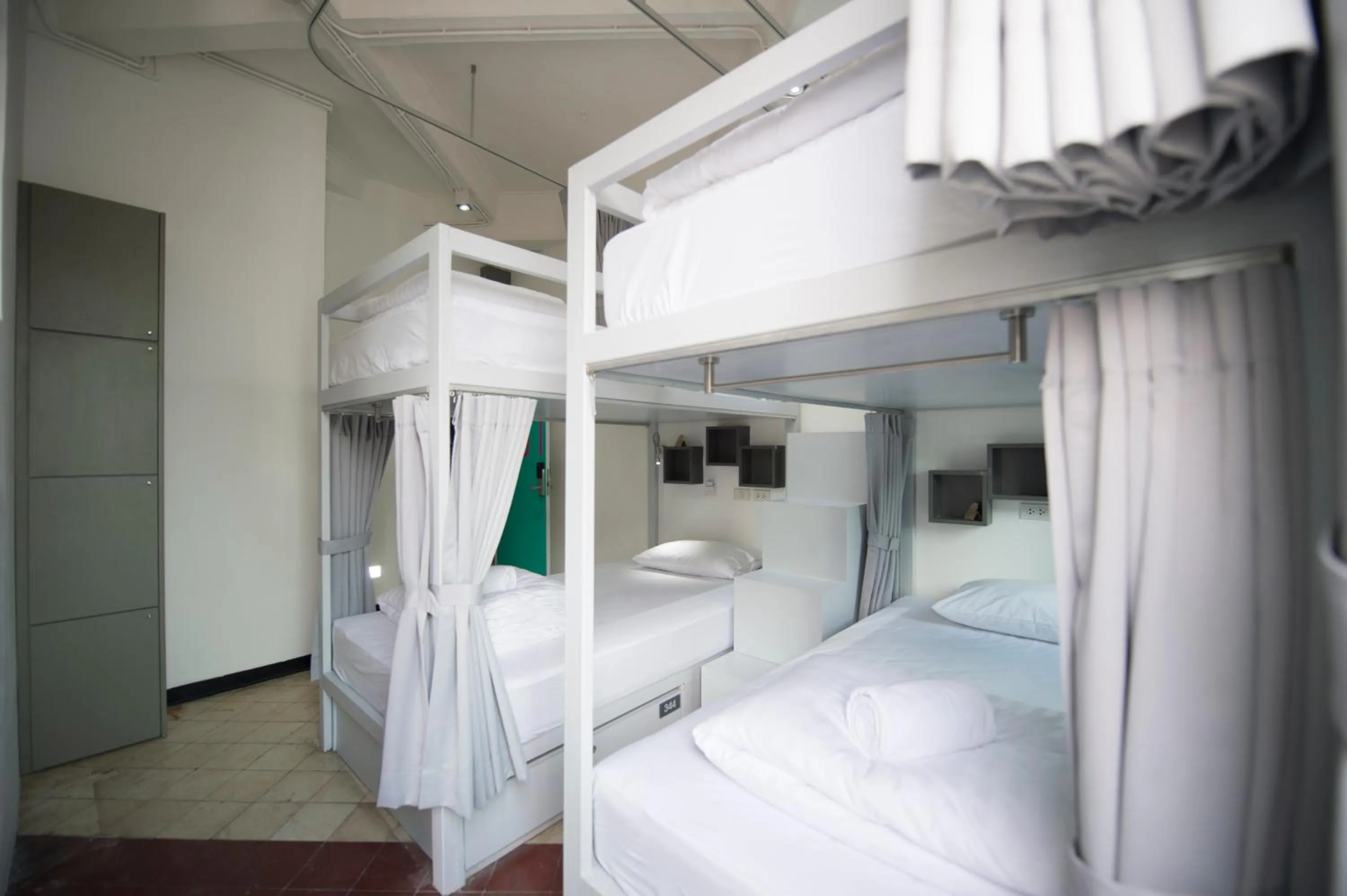 bunk bed, Bed in Cacha Bed