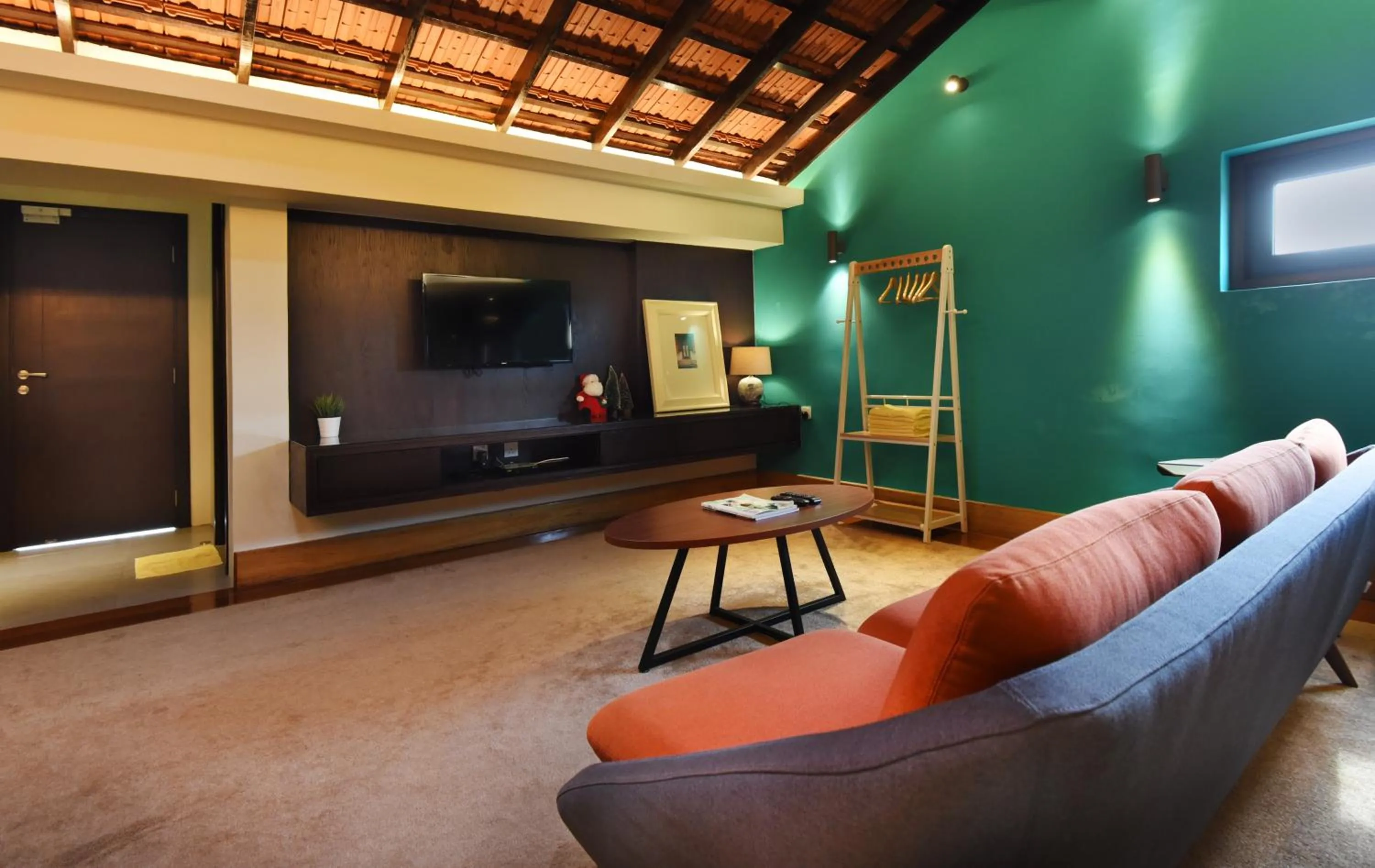 Communal lounge/ TV room in Backyard Rio Melaka