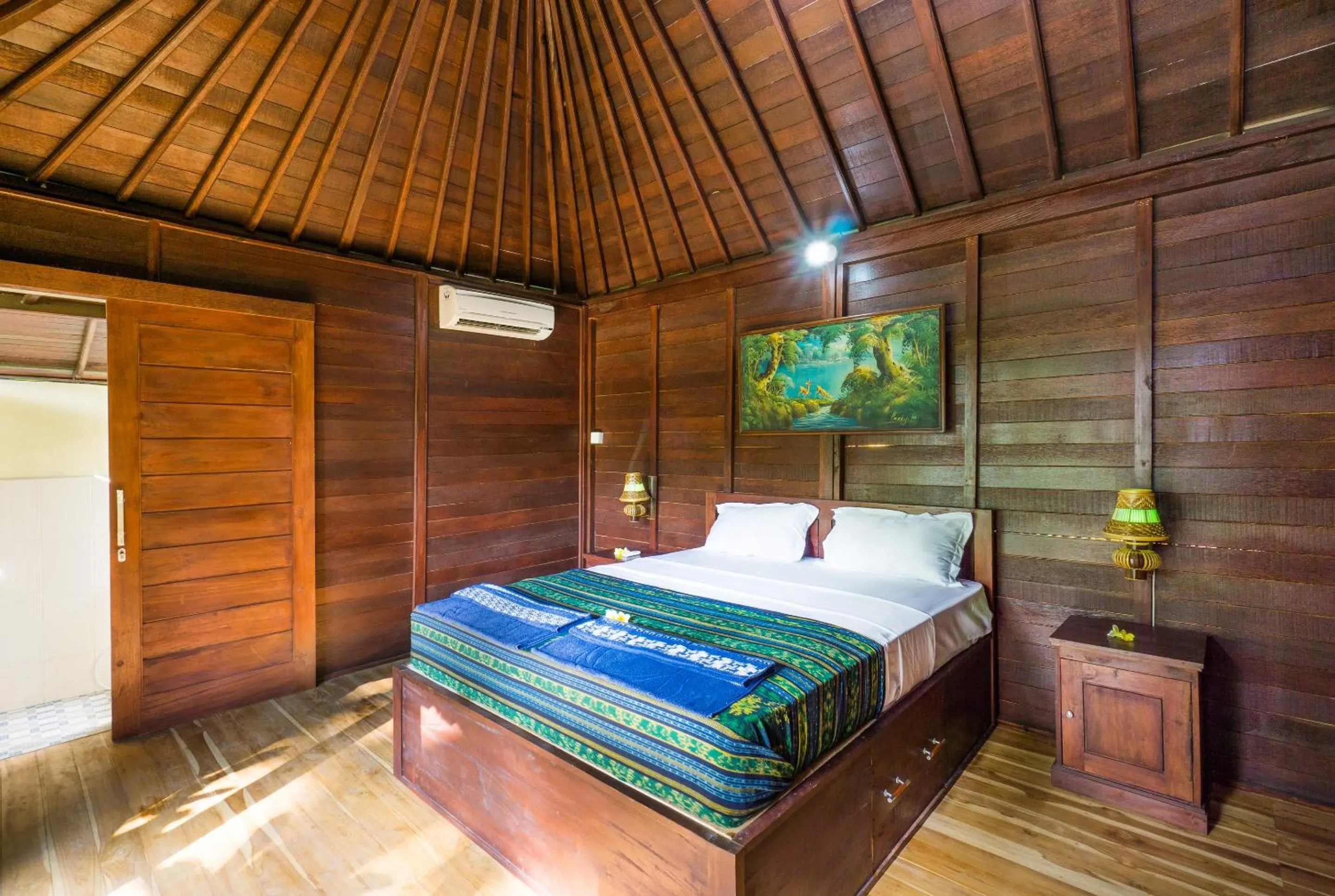 Bed in Lembongan Bagus Villa