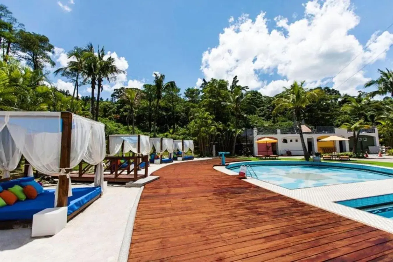 Swimming Pool in HOTEL CHAM CHAM