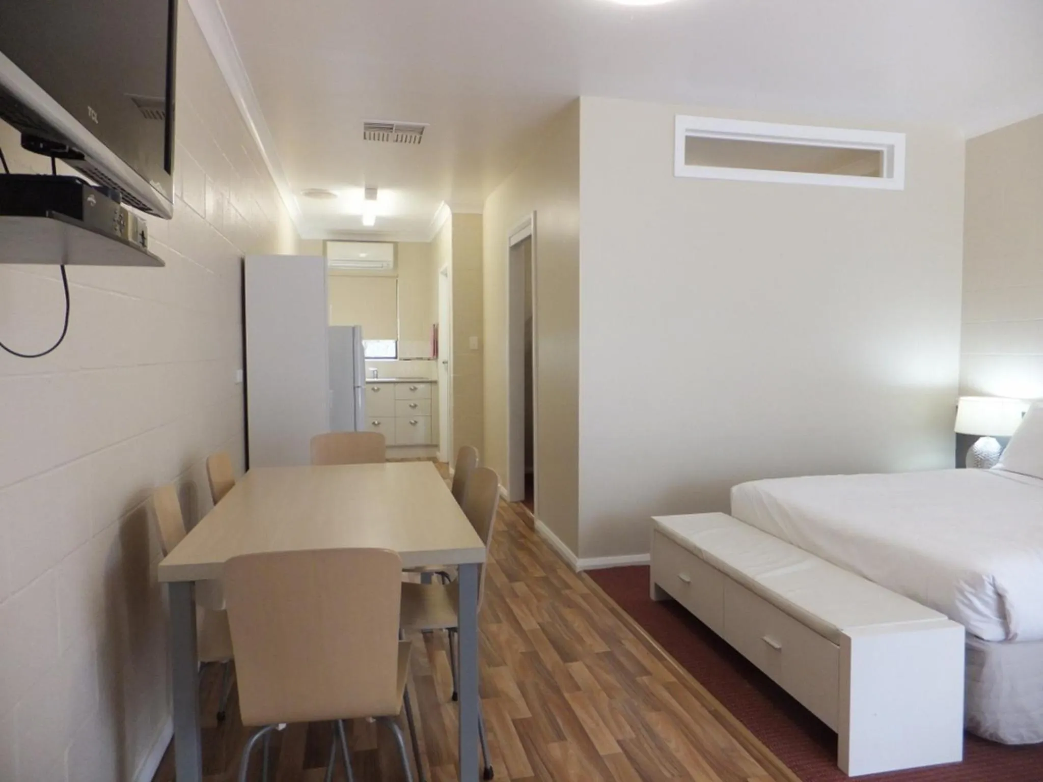 Photo of the whole room, Bed in Nagambie Caravan Park & Motel