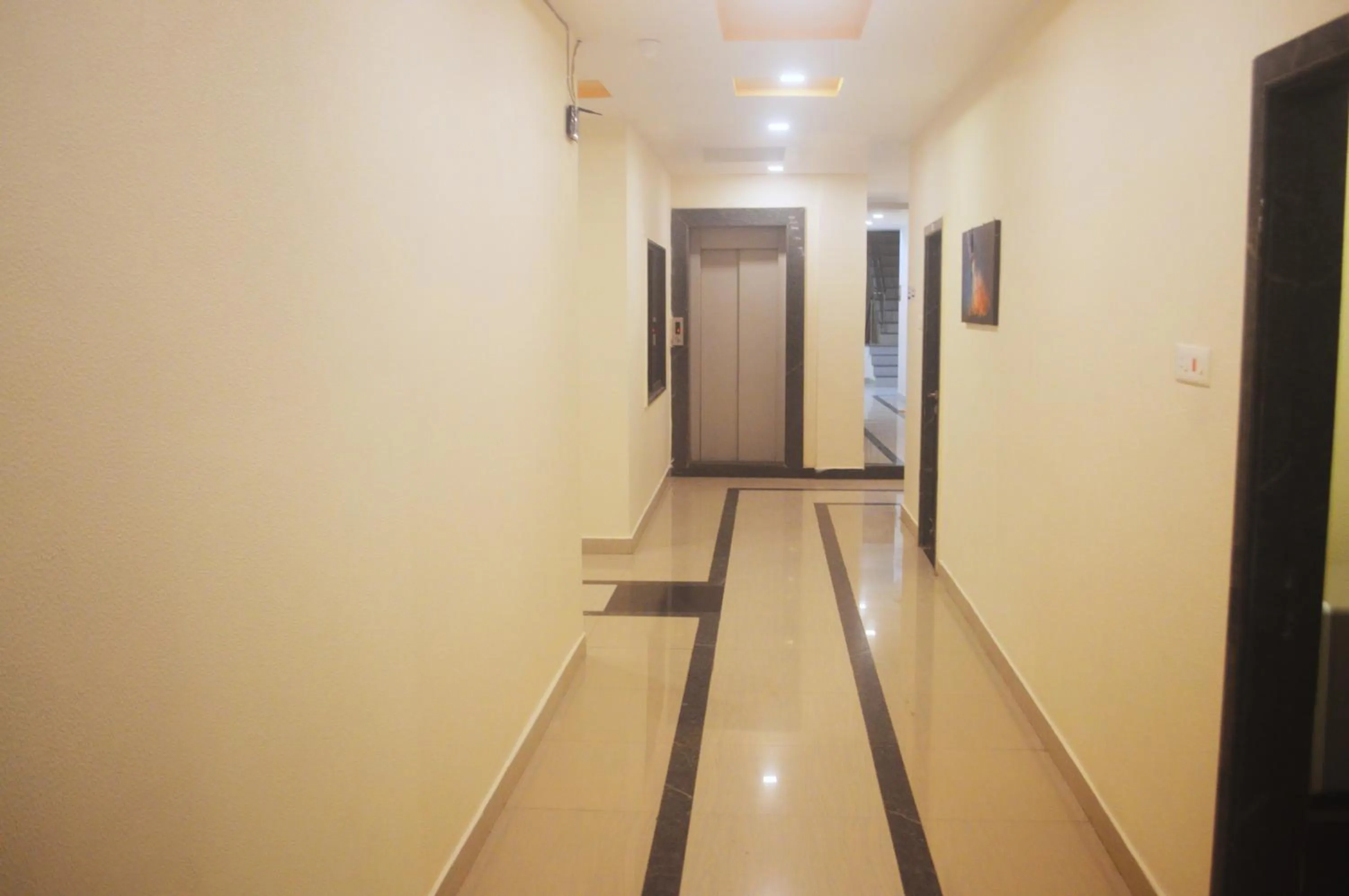 Property building in Hotel Sunrise N Resorts