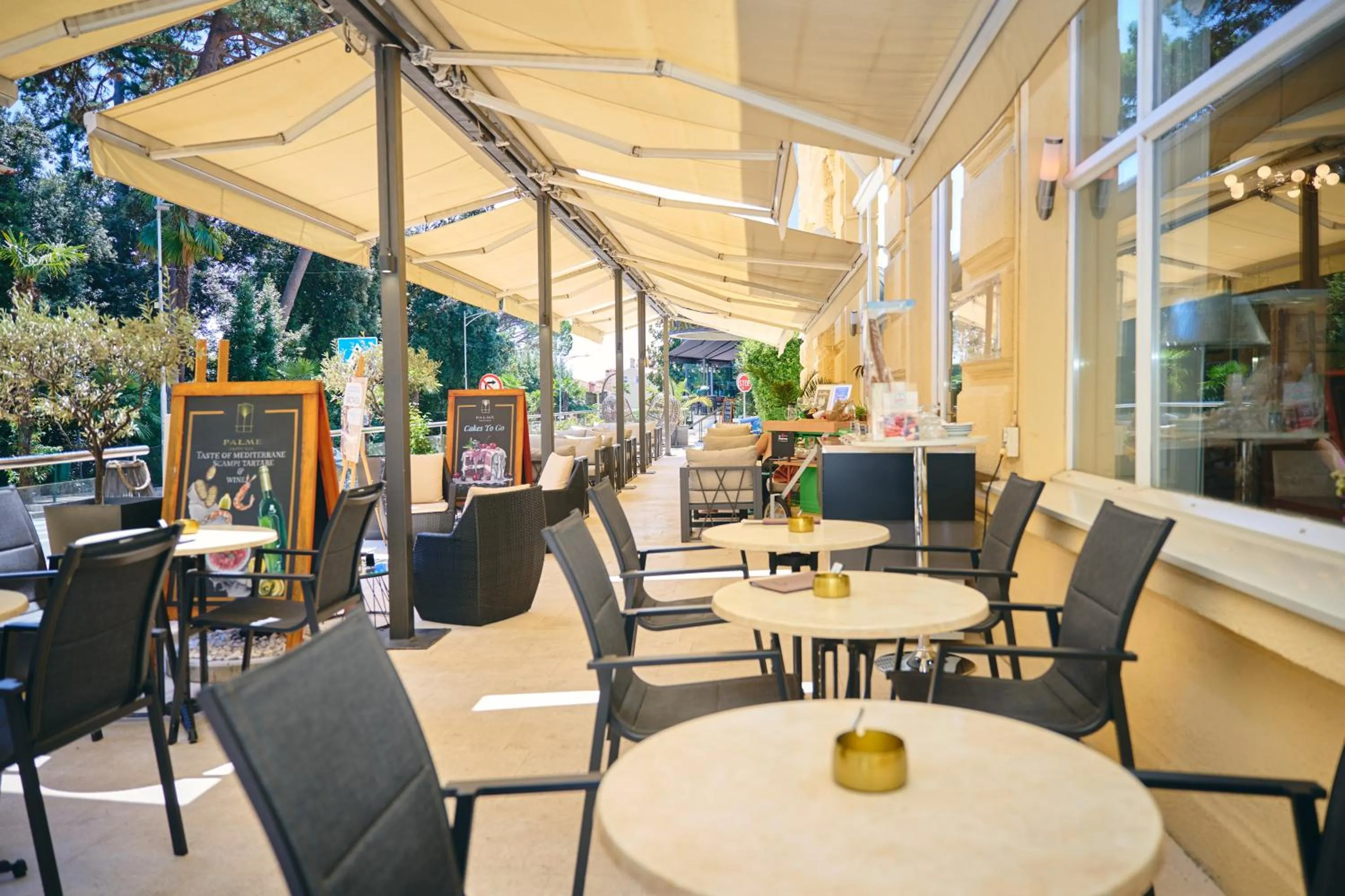 Patio in BRISTOL Hotel Opatija