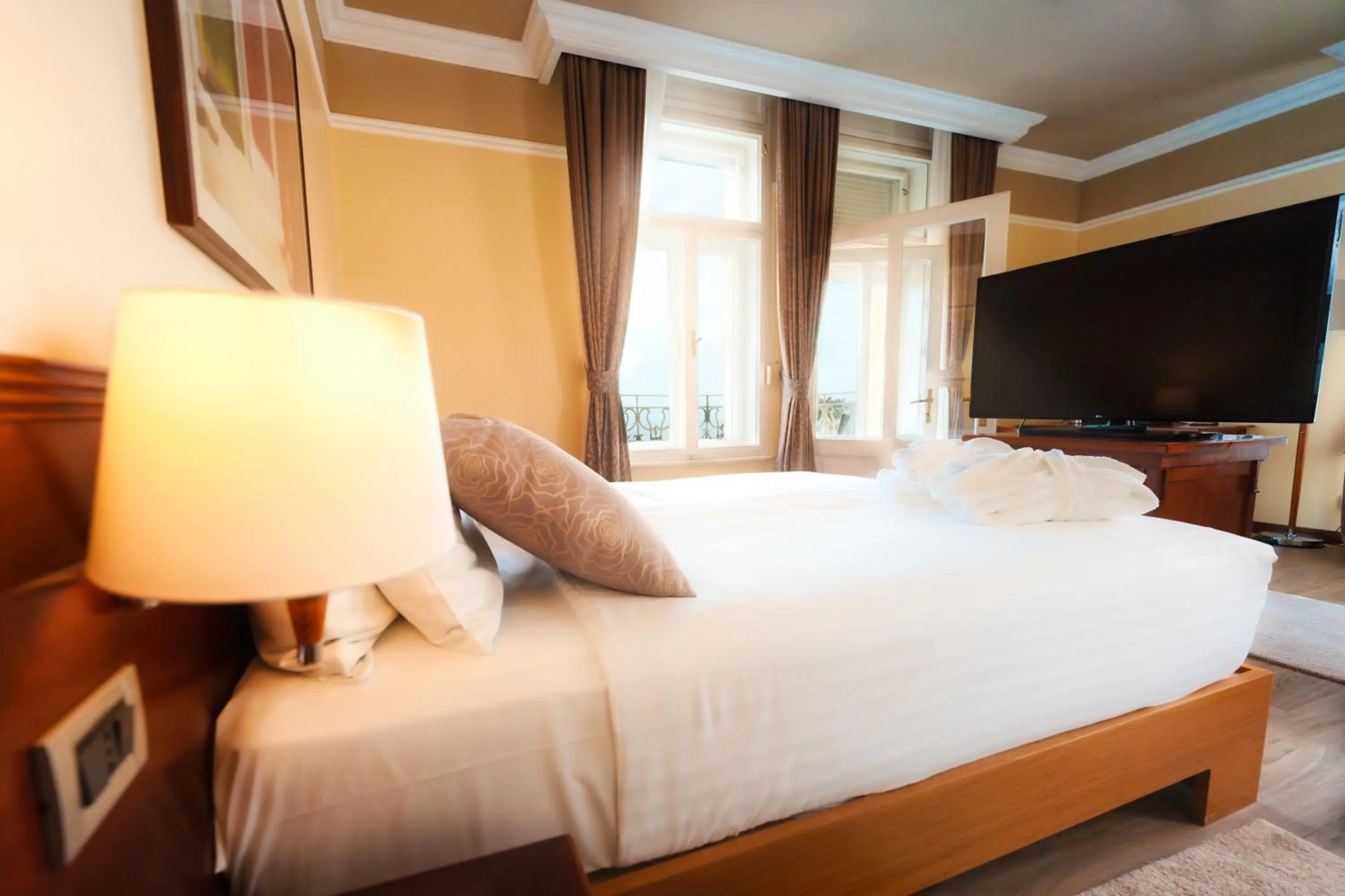 TV and multimedia, Bed in BRISTOL Hotel Opatija