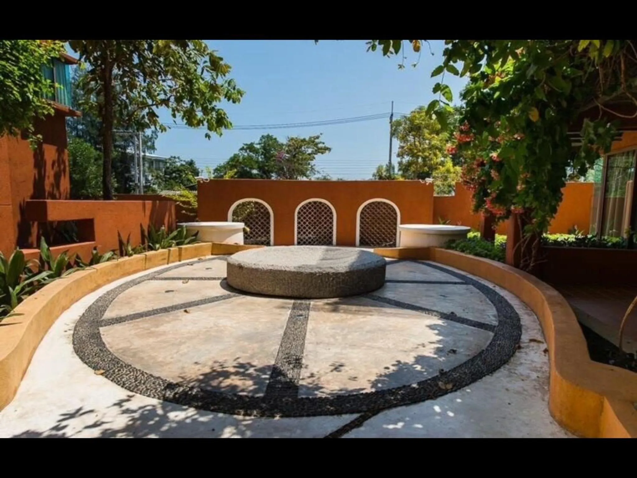 Away Las Tortugas at Hua Hin