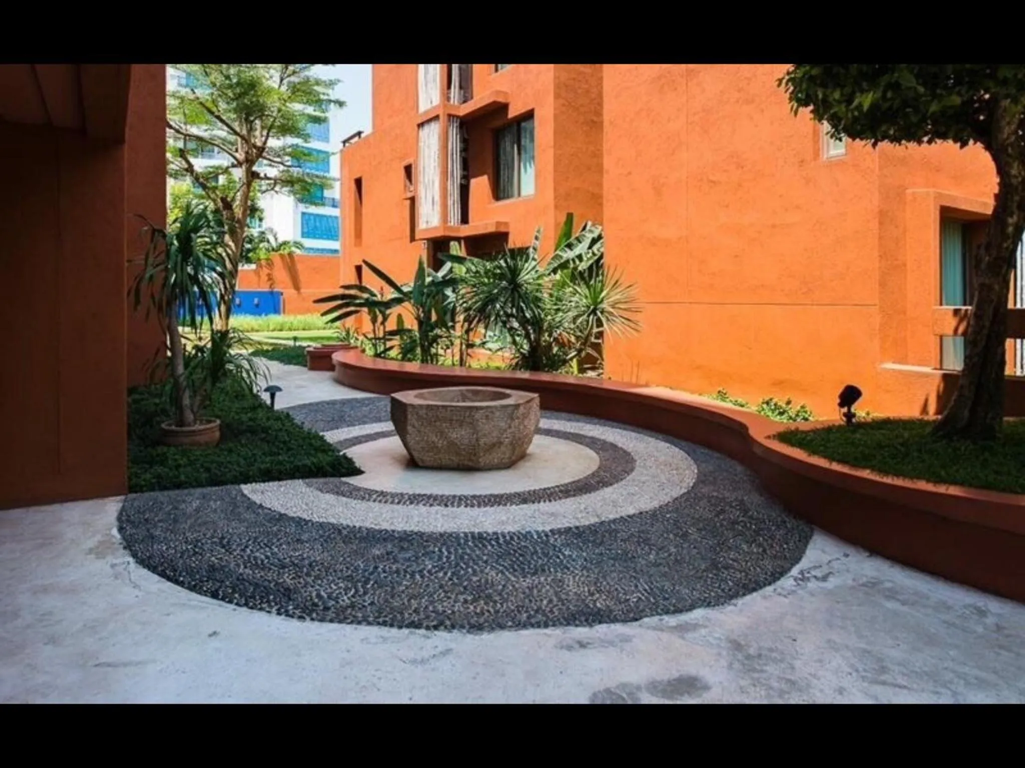 Away Las Tortugas at Hua Hin