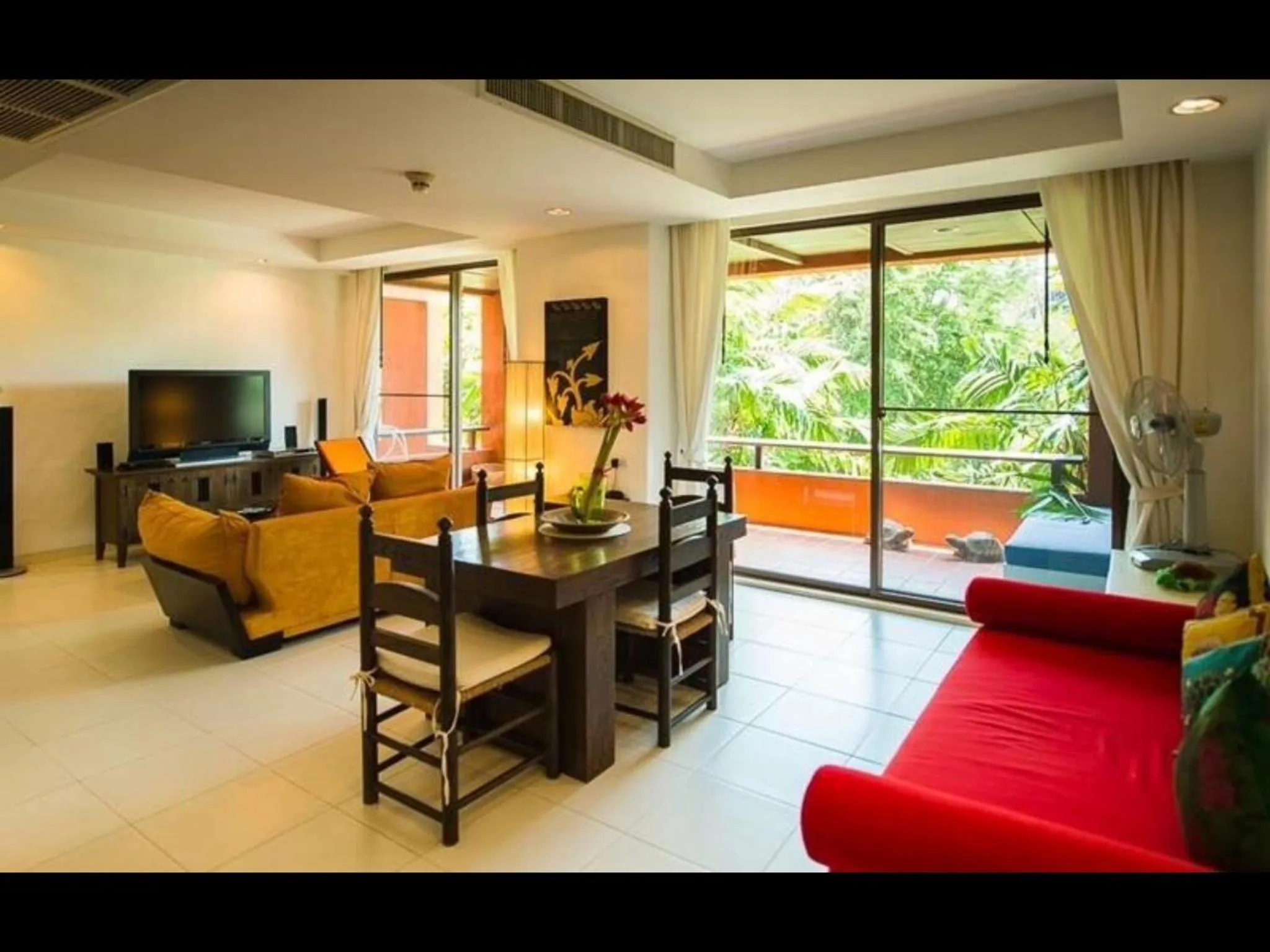 Away Las Tortugas at Hua Hin