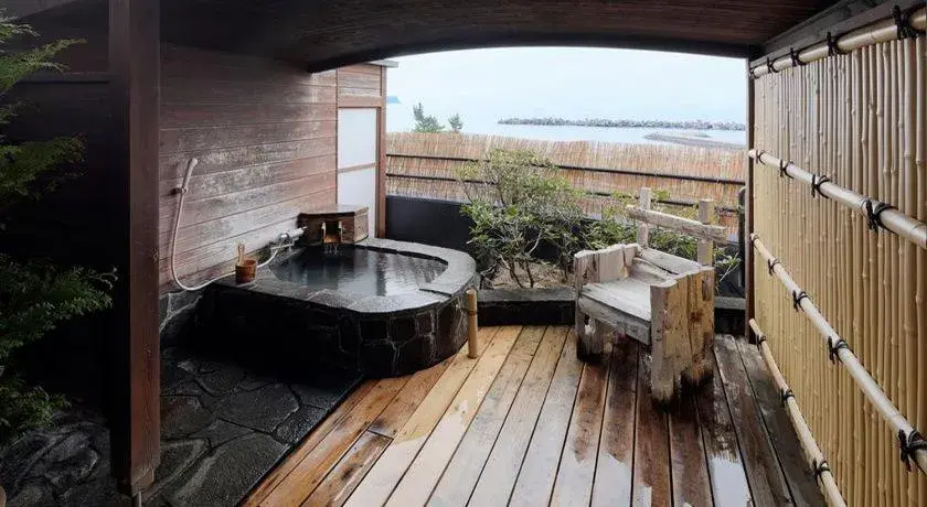Japanese-Style Room with Sea View and Open-Air Bath - single occupancy in Arujisu Japanese-Style Room with Sea View and Open-Air Bath - single occupancy in Arujisu