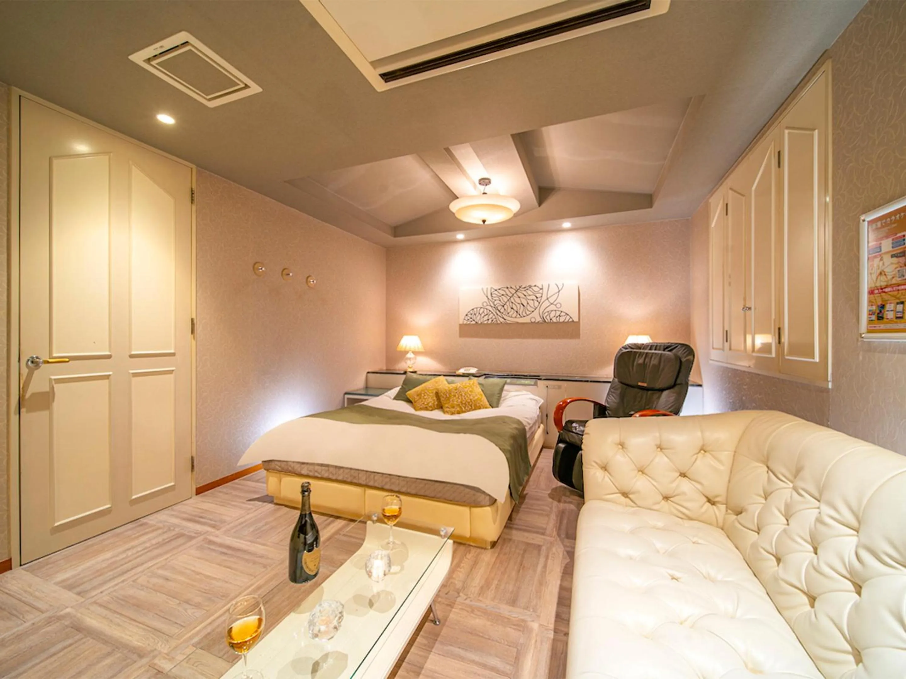 Photo of the whole room, Bed in Hotel QT Senboku - Adult Only Love Hotel -