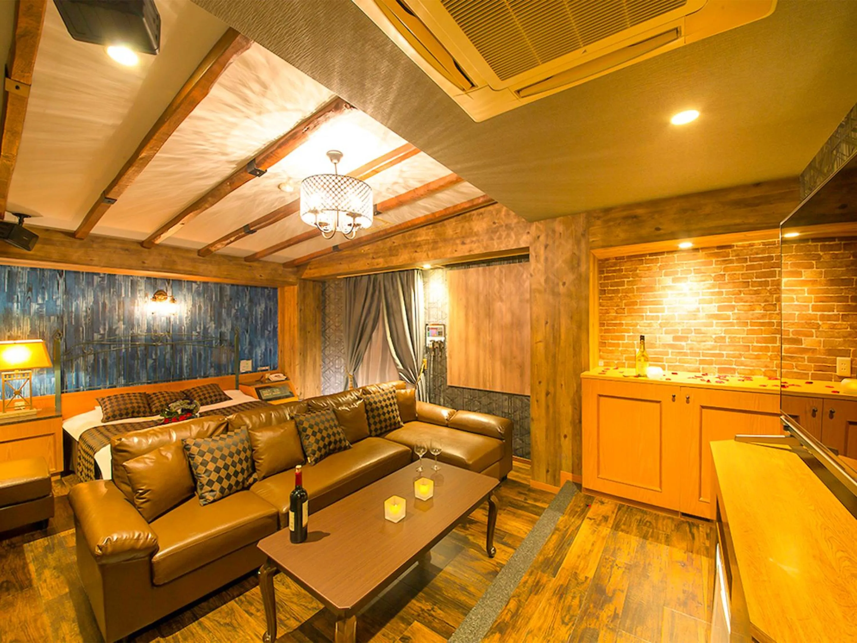 Photo of the whole room in Hotel QT Senboku - Adult Only Love Hotel -