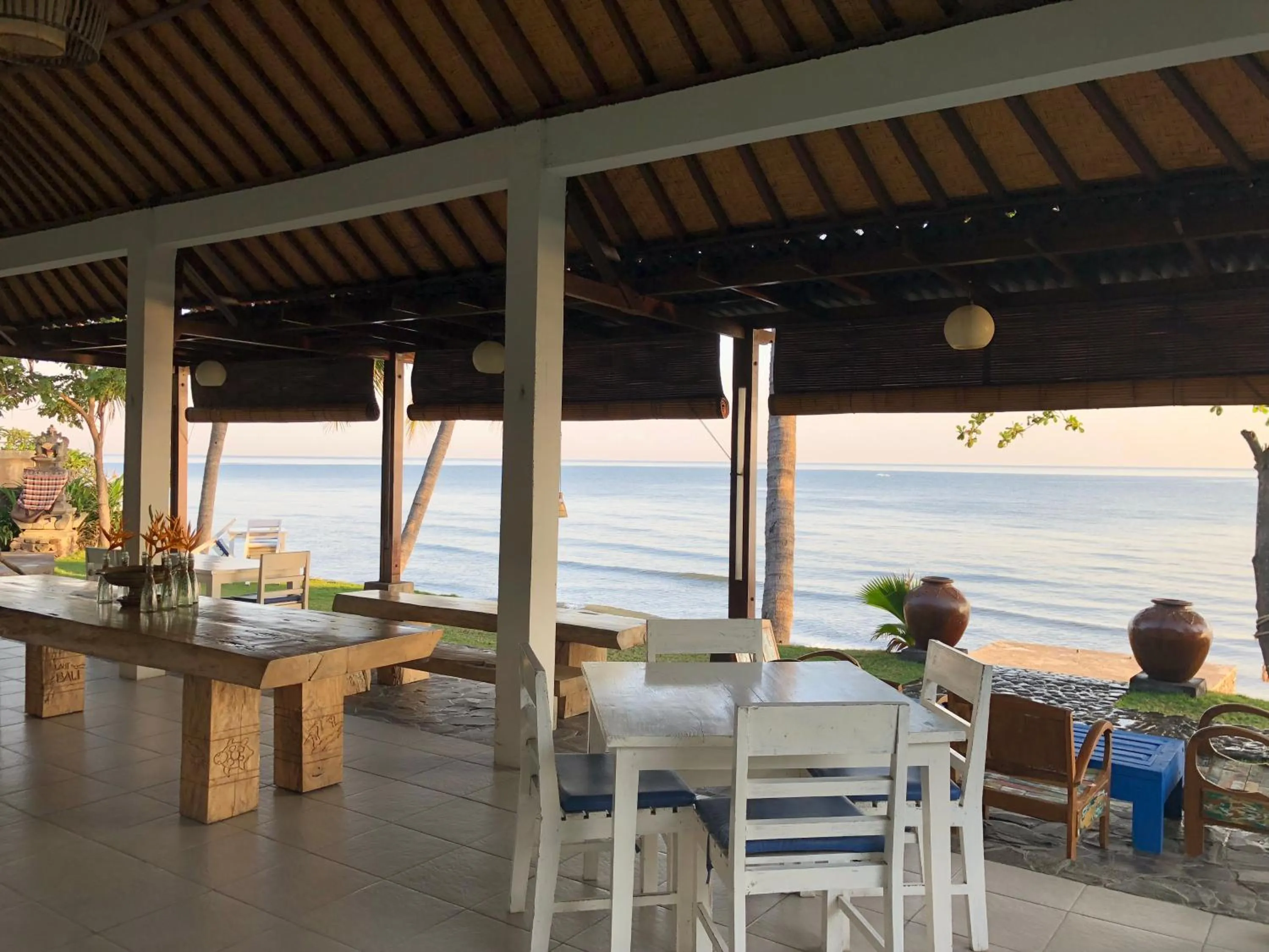 Restaurant/places to eat in Air Sanih Beach Villa