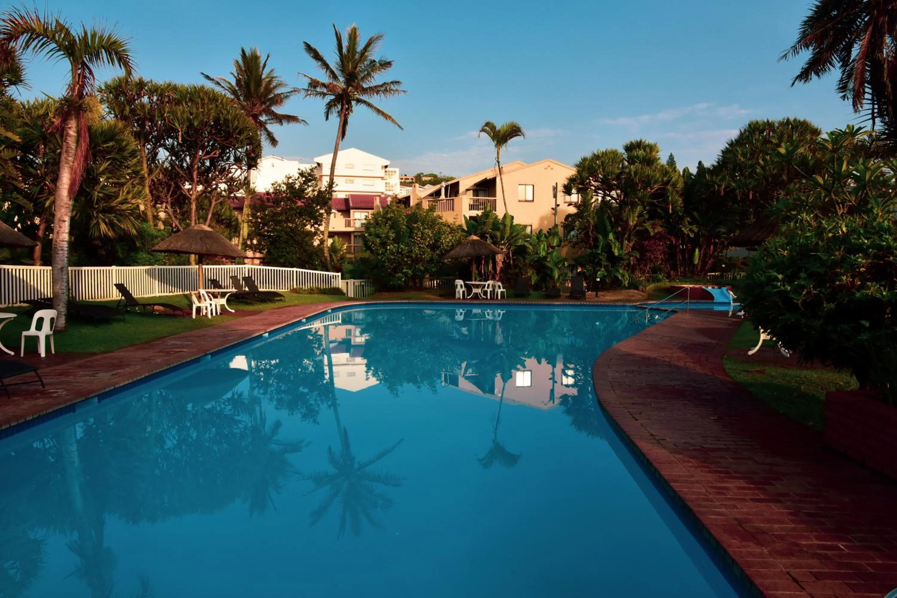 Swimming pool in La Lucia Sands Beach Resort