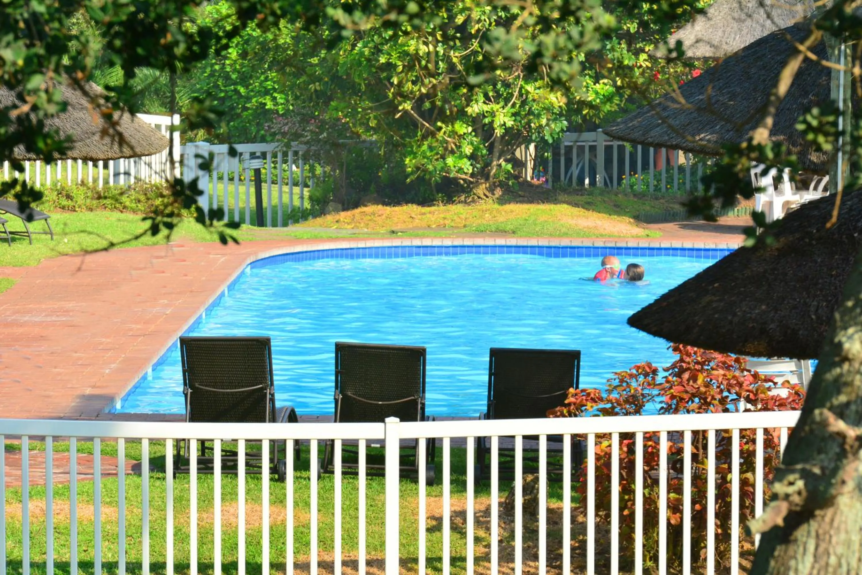 Swimming pool in La Lucia Sands Beach Resort
