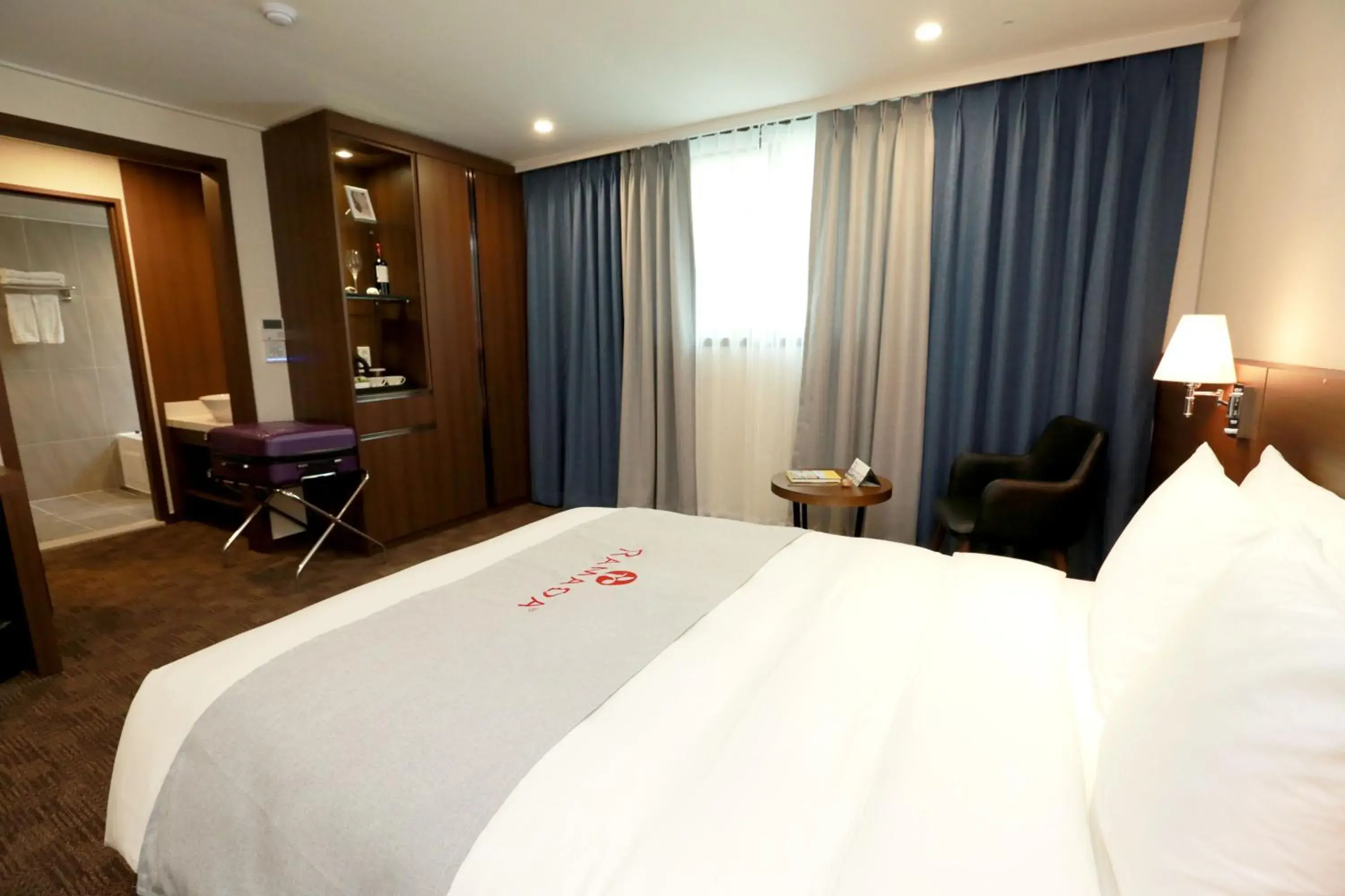 Bed in Ramada Taebaek Hotel Bed in Ramada Taebaek Hotel