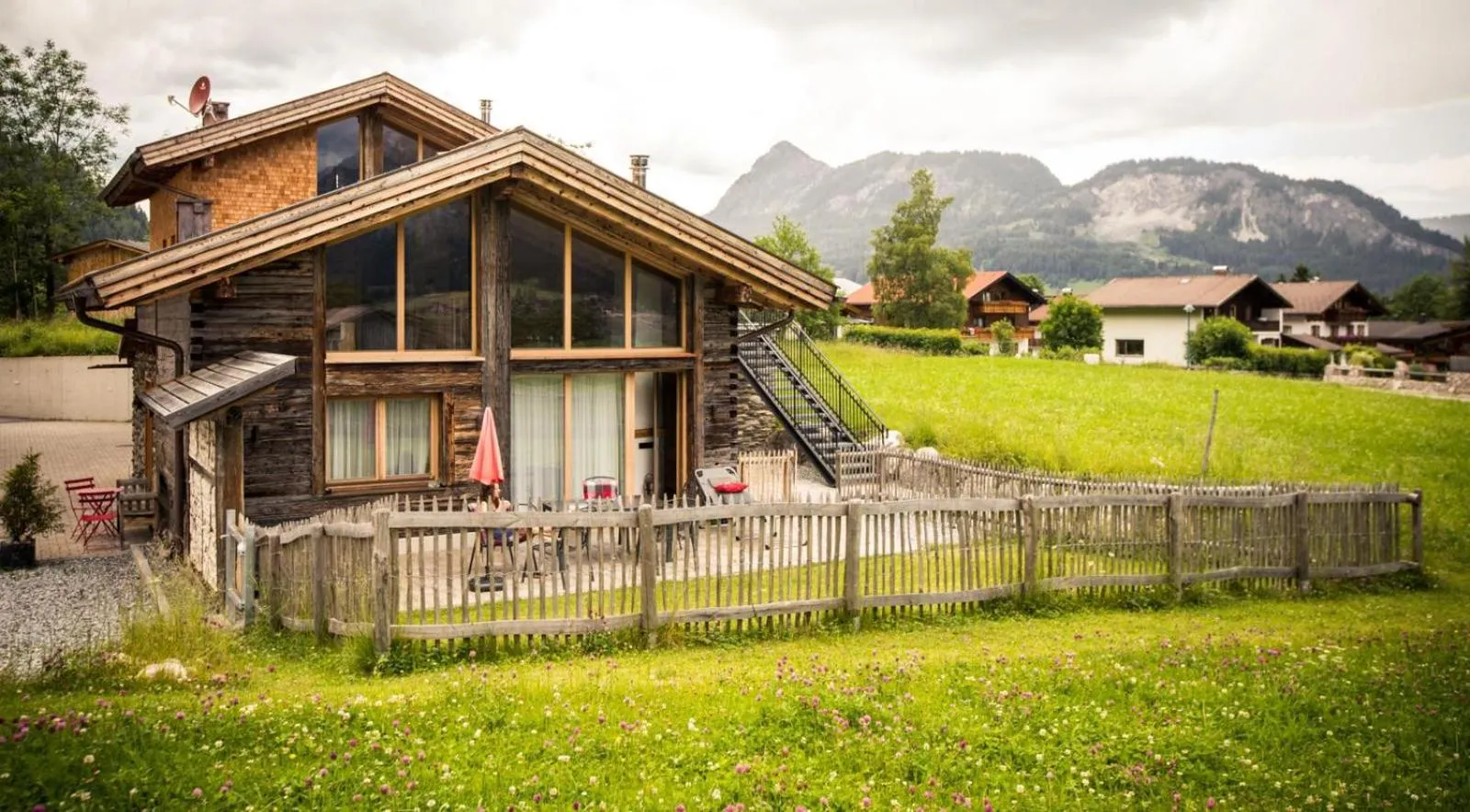 Property building in Braito's Seaside Lodges und Suites, Ferienhäuser und Ferienwohnungen