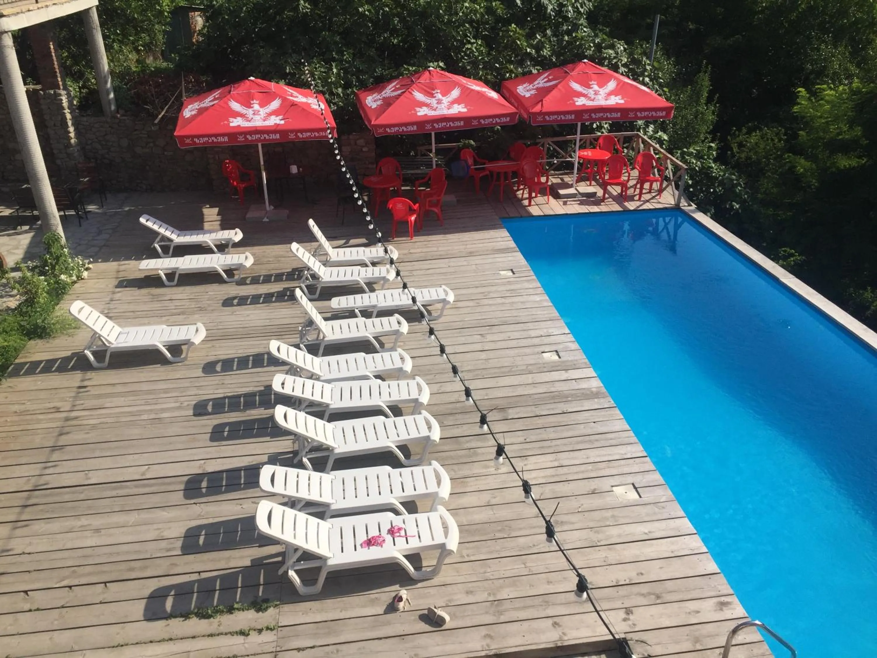 Restaurant/places to eat in Guest House Marani