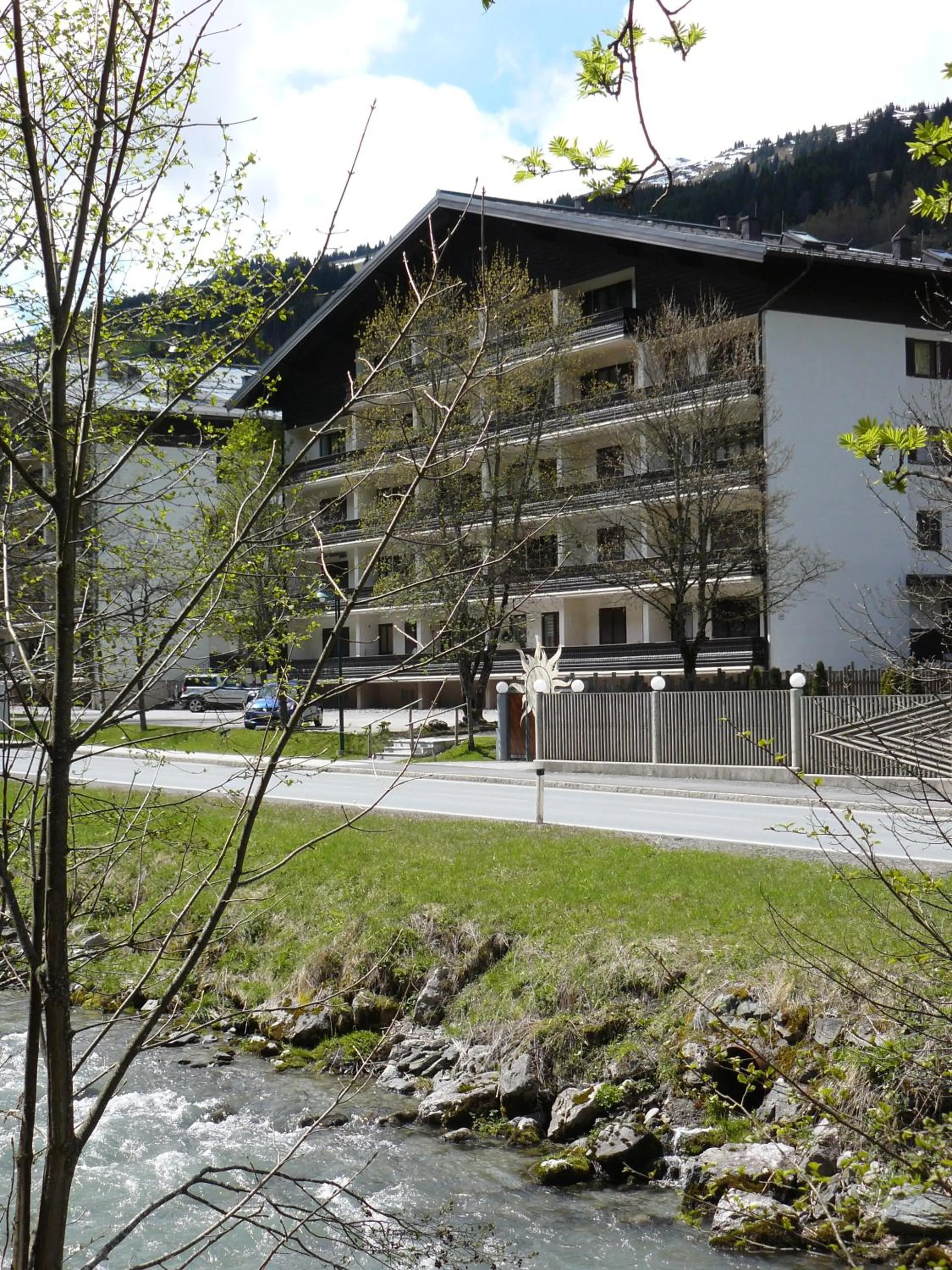 Alpenappartements Domicil by Hermann Weiss