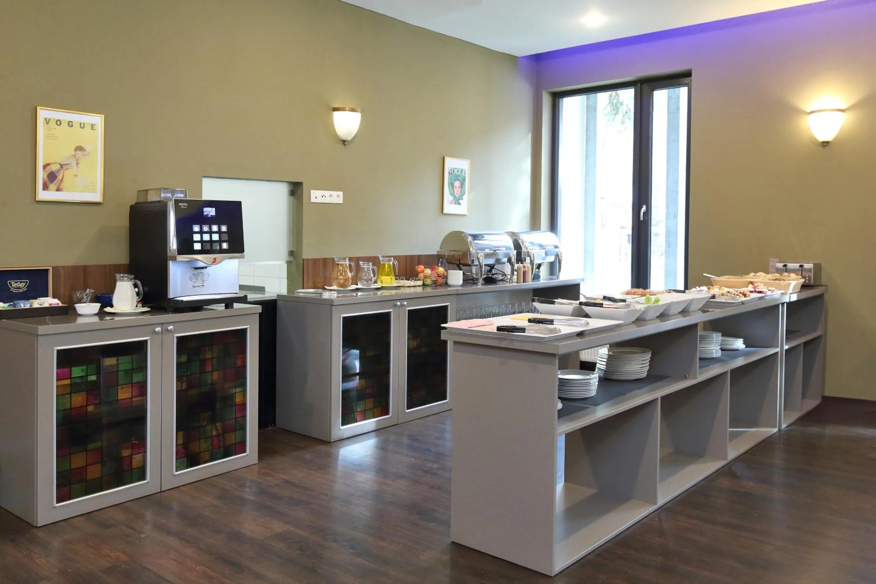 Breakfast in Carlsbad INN hotel & apartments