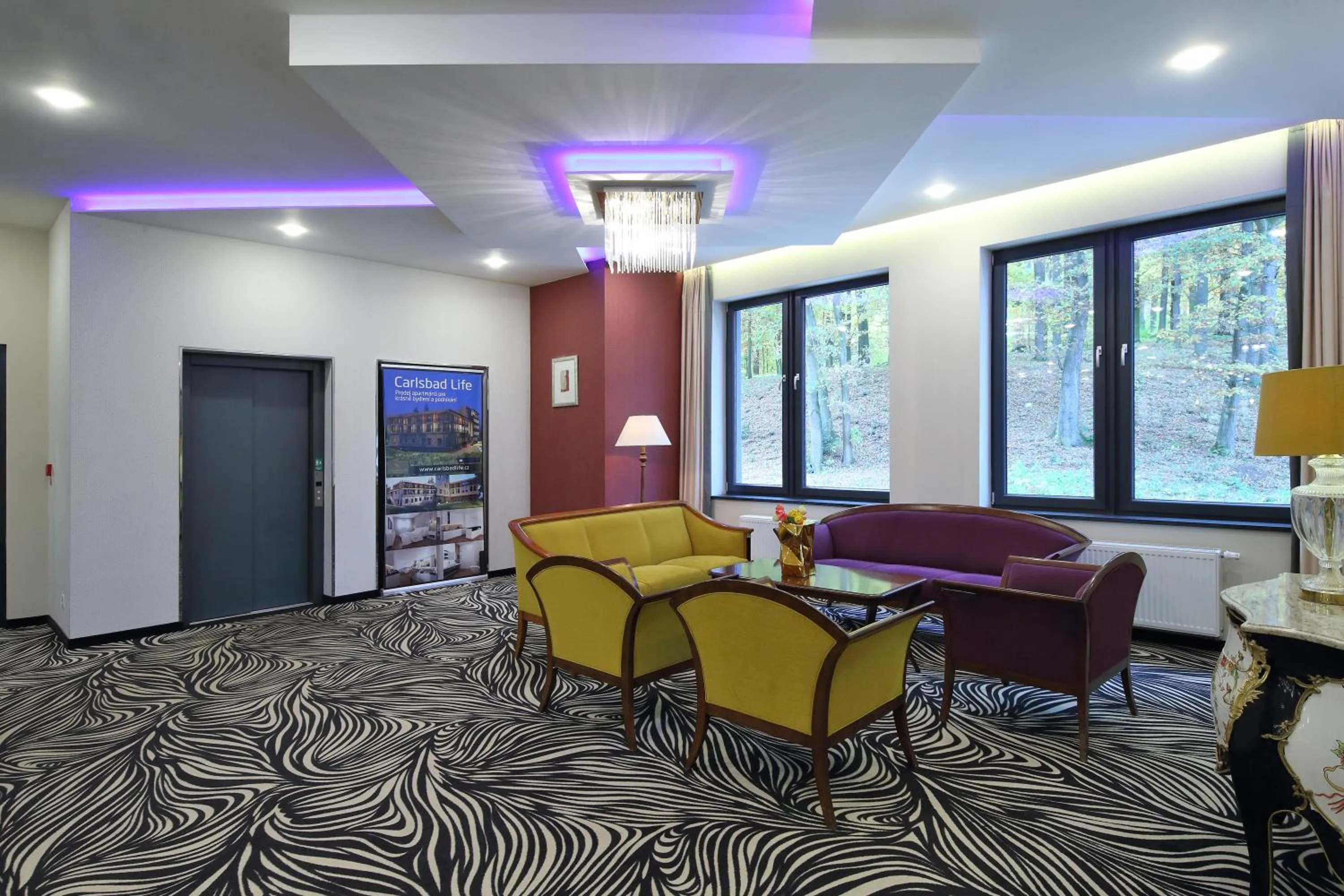 Lobby or reception in Carlsbad INN hotel & apartments