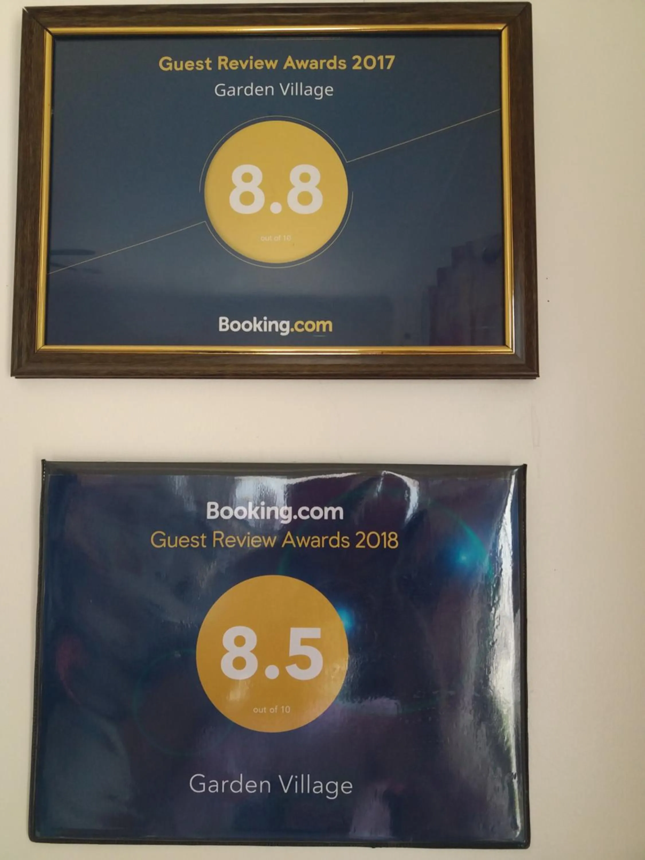 Logo/Certificate/Sign in Garden Village Resort