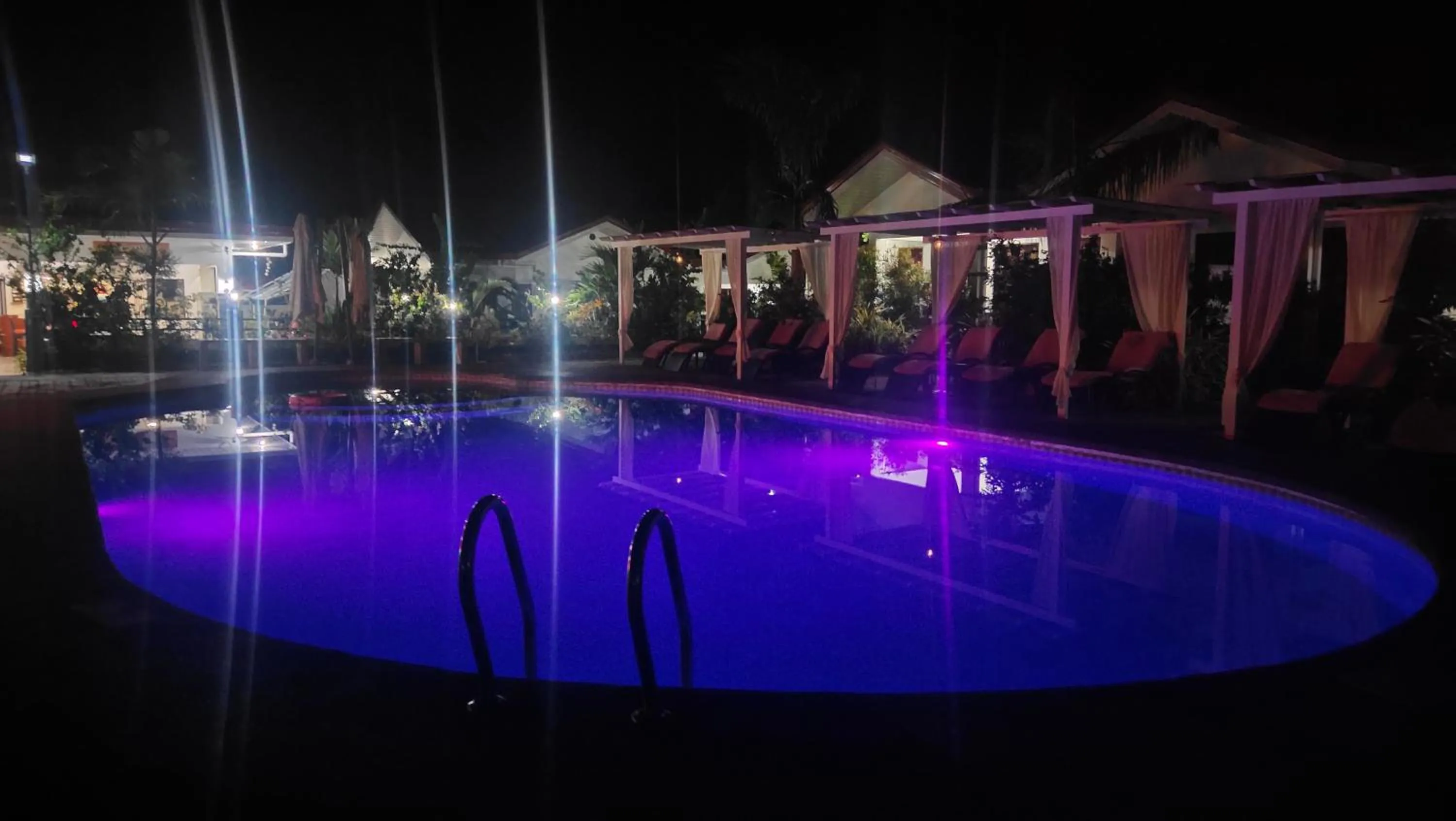 Garden Village Resort