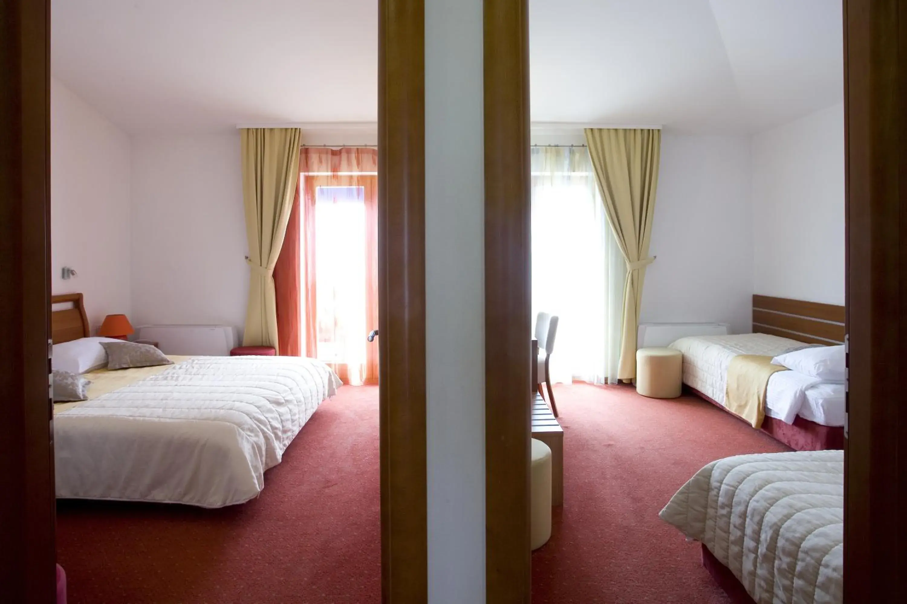 Deluxe Suite with Terrace in Hotel Eden Deluxe Suite with Terrace in Hotel Eden