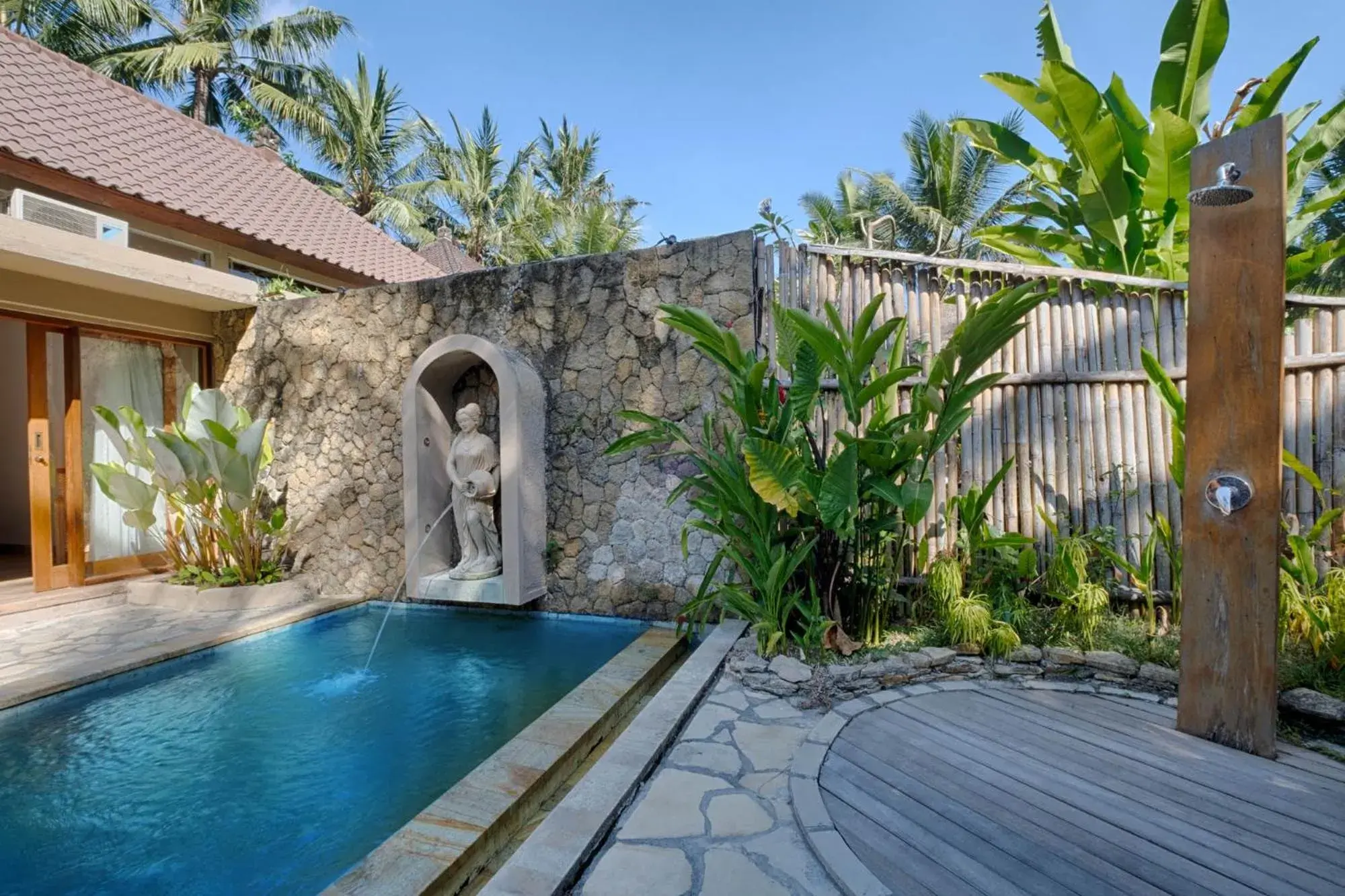 Four-Bedroom Villa with Private Pool and Free Benefit in Mas Ubud Villa by Sanga Sanga Hospitality Four-Bedroom Villa with Private Pool and Free Benefit in Mas Ubud Villa by Sanga Sanga Hospitality